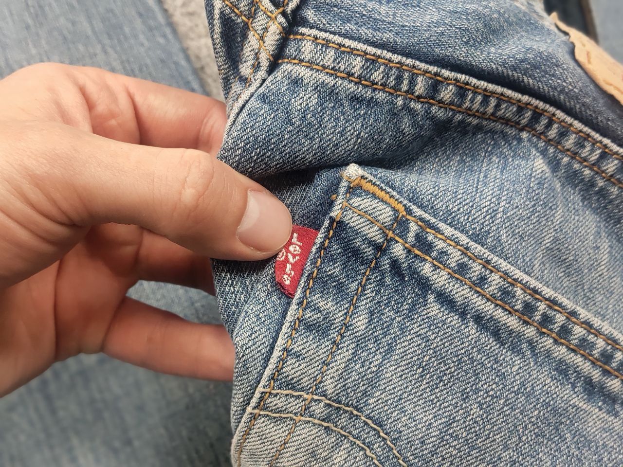 Levi's Vintage 90's Levi's 501 Perfect Faded Denim Jeans USA Style Size US 31 - 18 Thumbnail