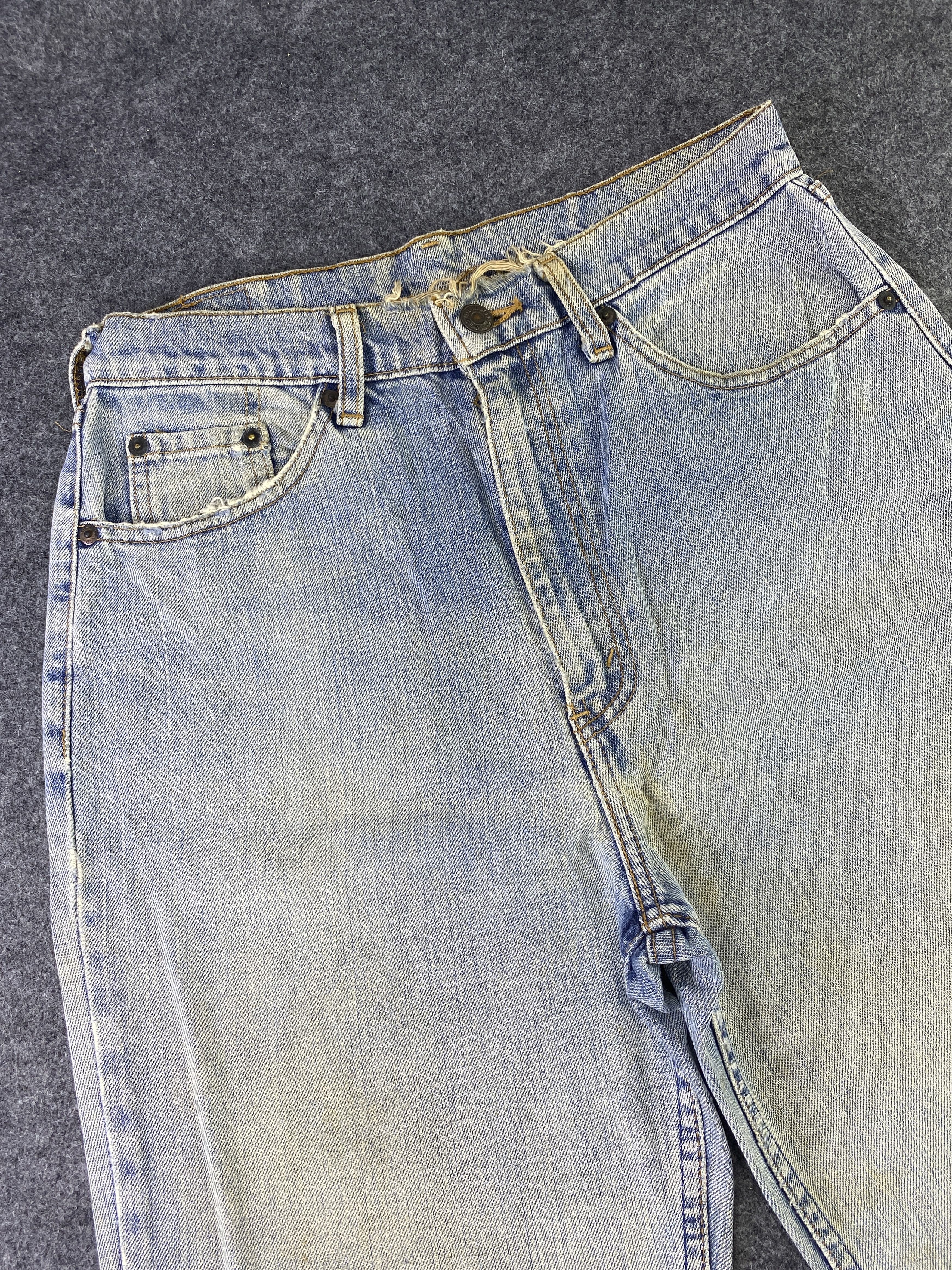 Levi's VINTAGE LEVI'S 519 DISTRESS BLUE WASH JEANS - J911 Size US 29 - 5 Thumbnail