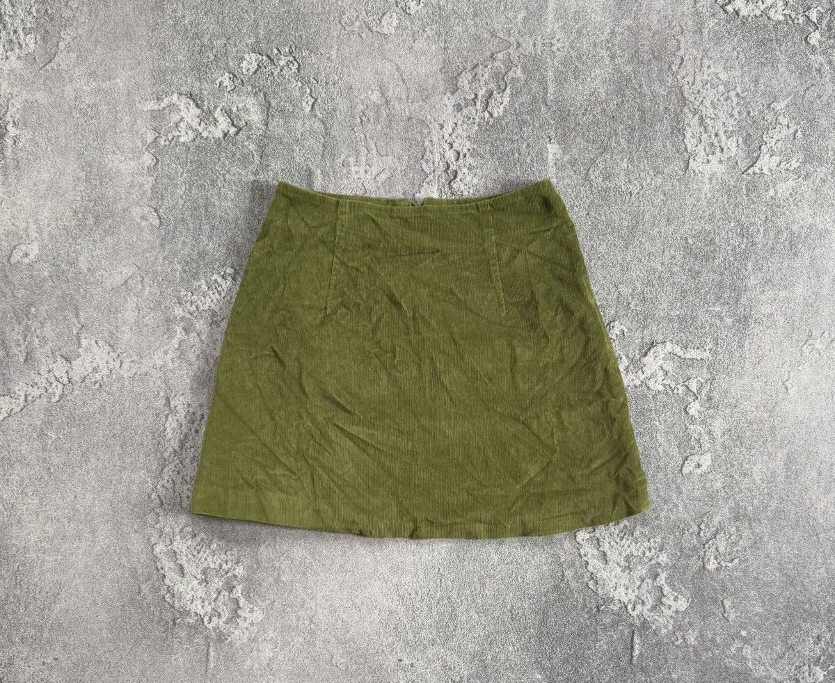 Dale Of Norway × Designer × Moods of Norway Ivko M green corduroy velvet mini skirt Size 26" / US 2 / IT 38 - 6 Thumbnail