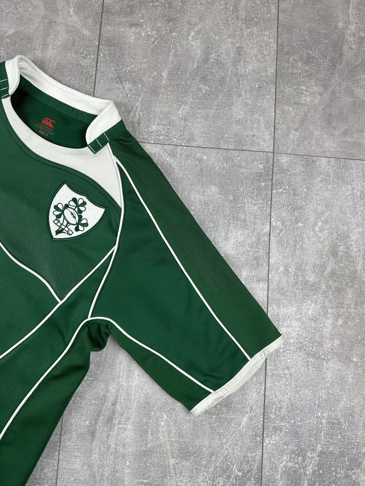 Canterbury of New Zealand Canterbury Of New Zealand Ireland Rugby Jersey 2007/08 Size US S / EU 44-46 / 1 - 5 Thumbnail