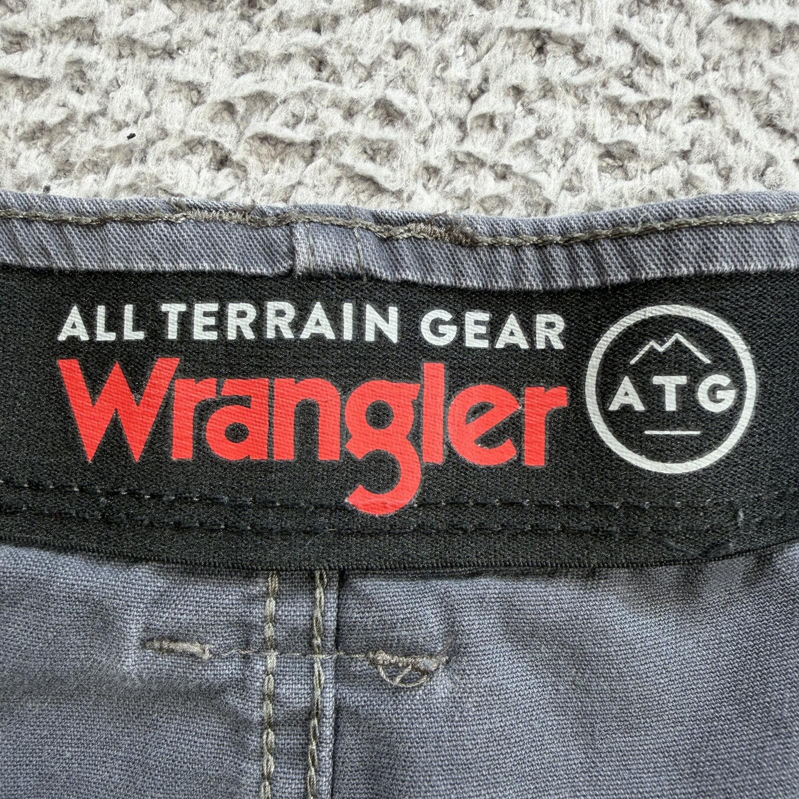 Wrangler Wrangler ATG Cargo Pants Men 40x30 Gray Utility Hiking Size US 40 / EU 56 - 6 Thumbnail