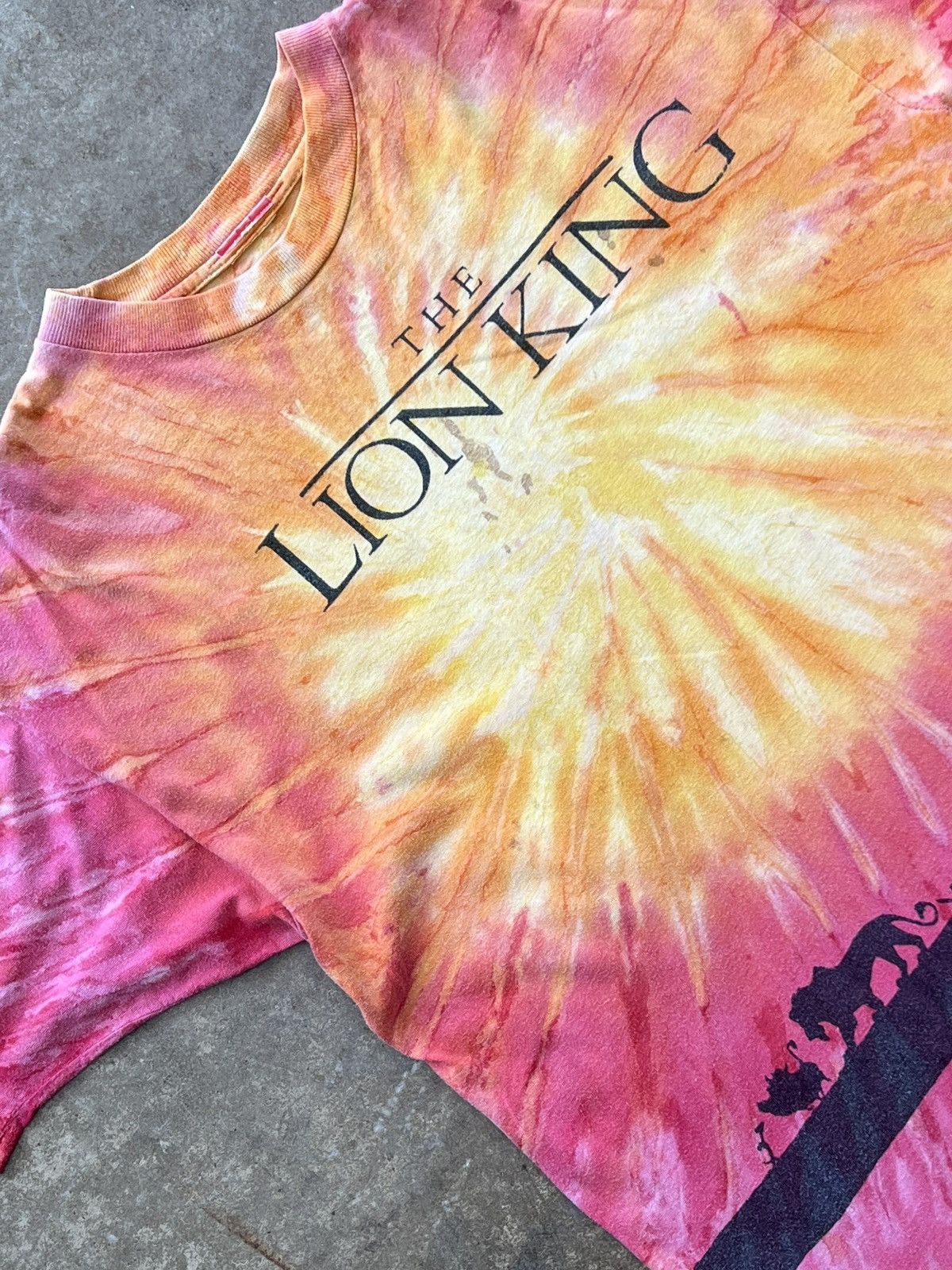 Disney Vintage 90s Disney The Lion King Tie Dye Tee XXL Size US XXL / EU 58 / 5 - 1 Thumbnail