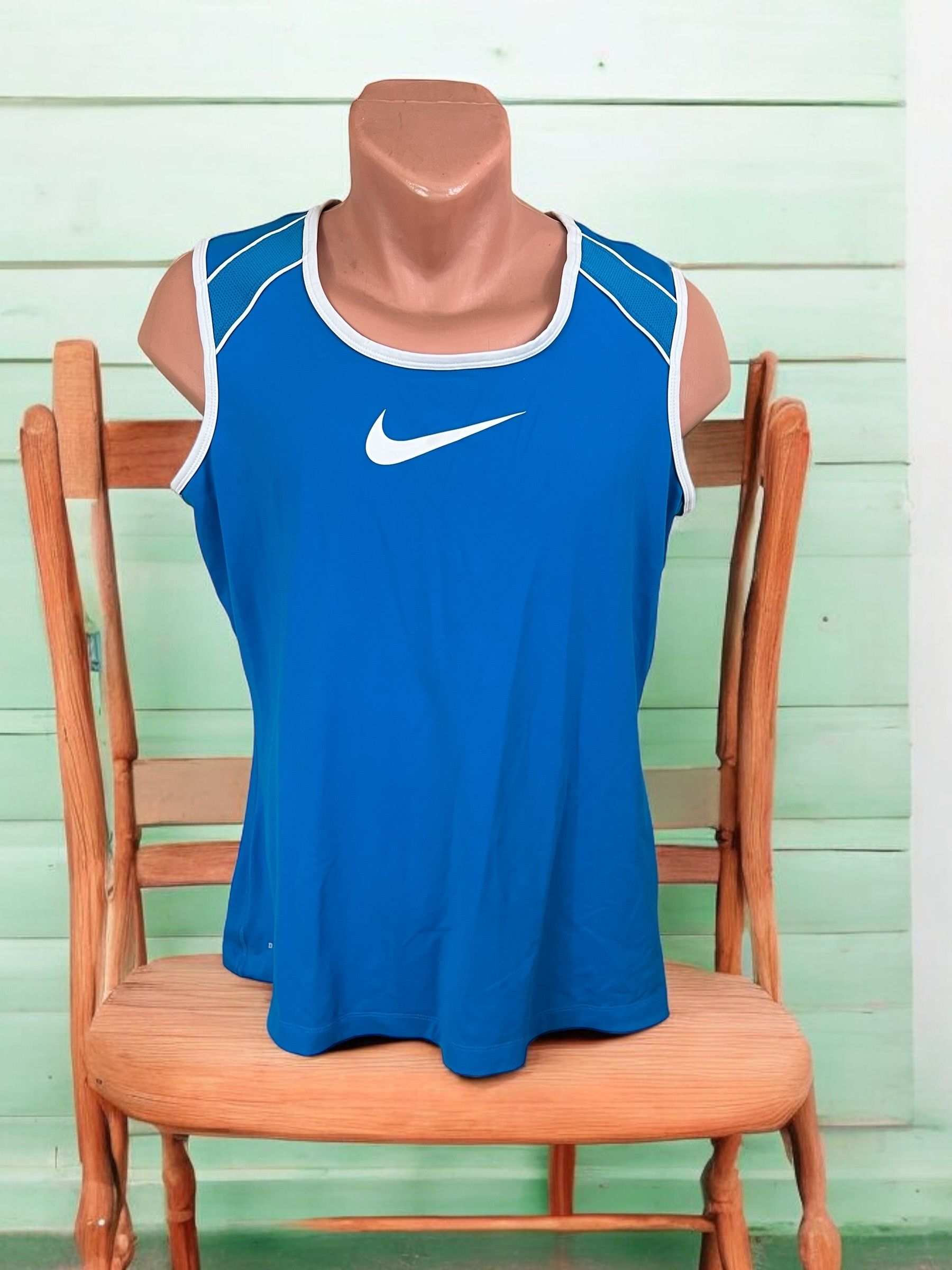 Nike Nike Dri-Fit sports top size L Size US L / EU 52-54 / 3 - 1 Thumbnail