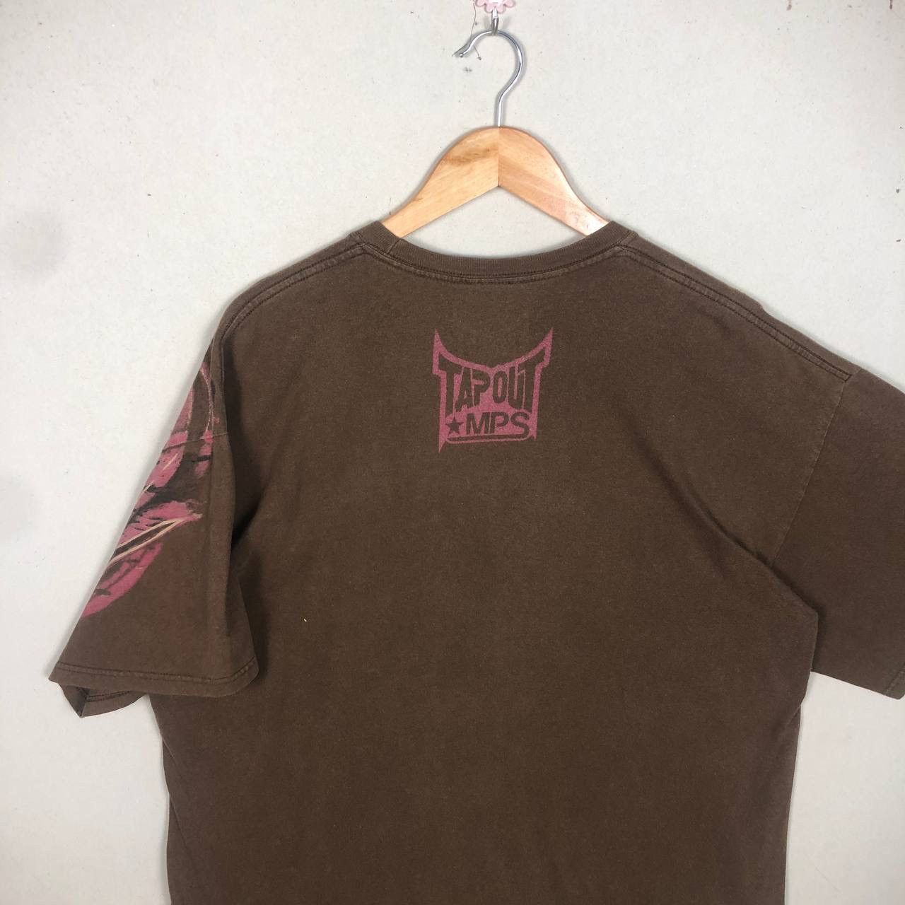 Affliction × Christian Audigier × Tapout Cyber Y2K Tapout MPS MMA UFC Skulls Dragon Printed Tee Shirt Size US XL / EU 56 / 4 - 4 Thumbnail