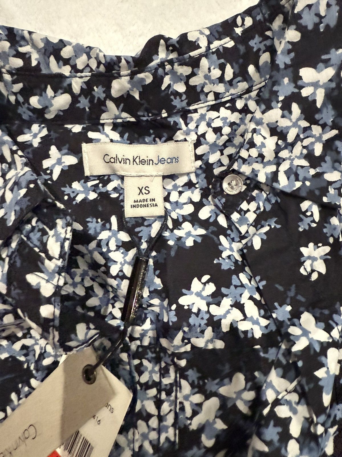 Calvin Klein CK women blue flora shirt size xs Size XS / US 0-2 / IT 36-38 - 4 Thumbnail