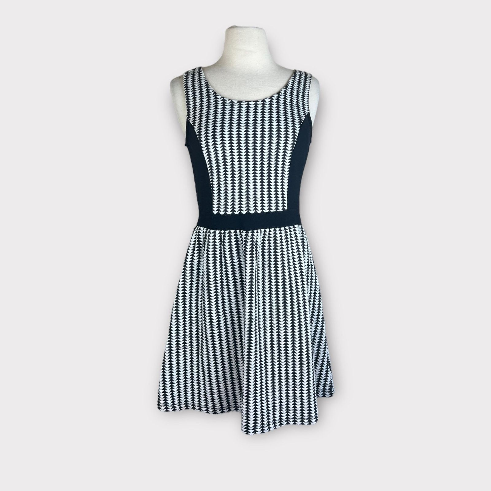 Macys Charming Charlie | Retro Black Check Dress Size S / US 4 / IT 40 - 10 Thumbnail