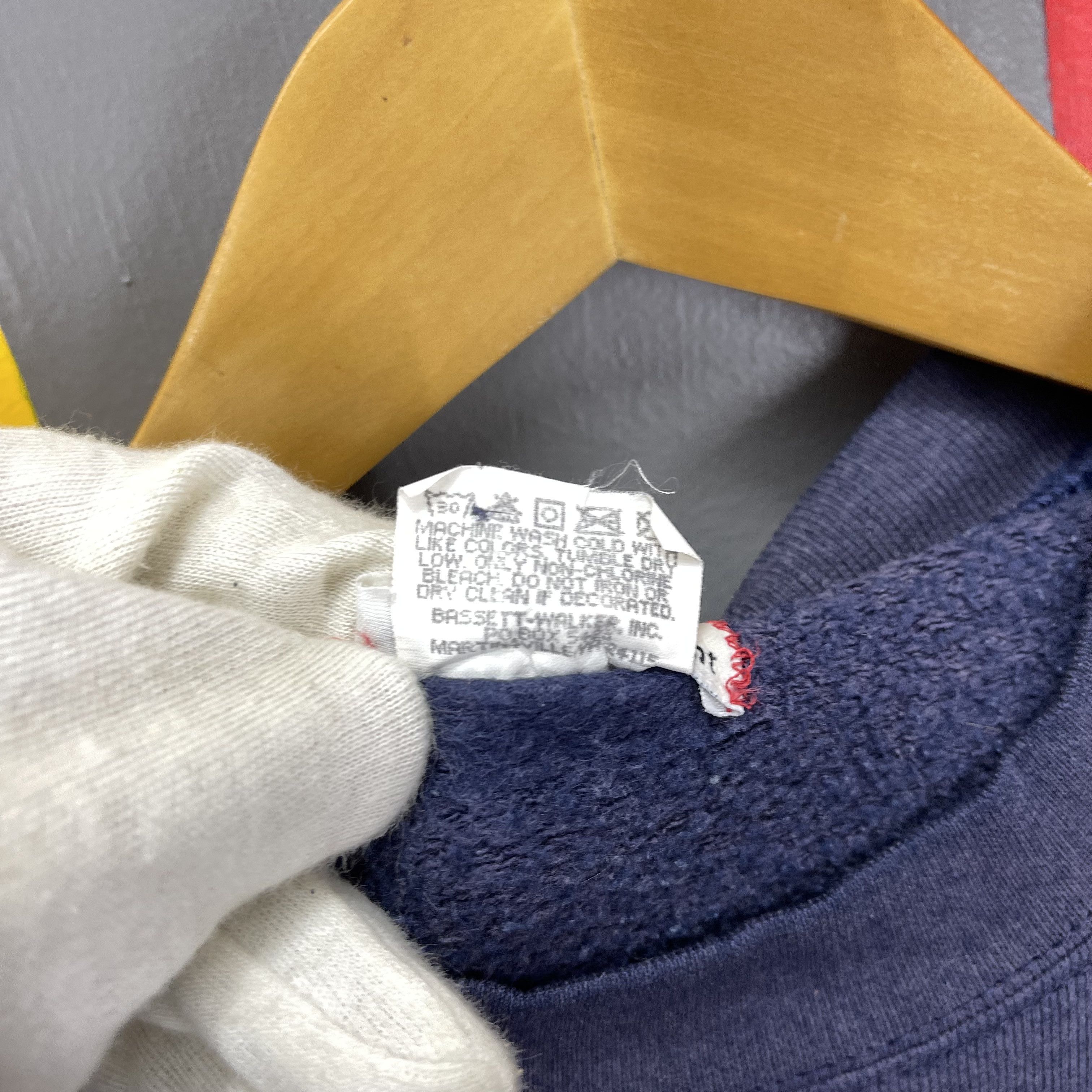 Modern Amusement 90s Vintage MODERN AMUSEMENT Crew Neck Sweatshirt #1454/AX Size US M / EU 48-50 / 2 - 8 Thumbnail