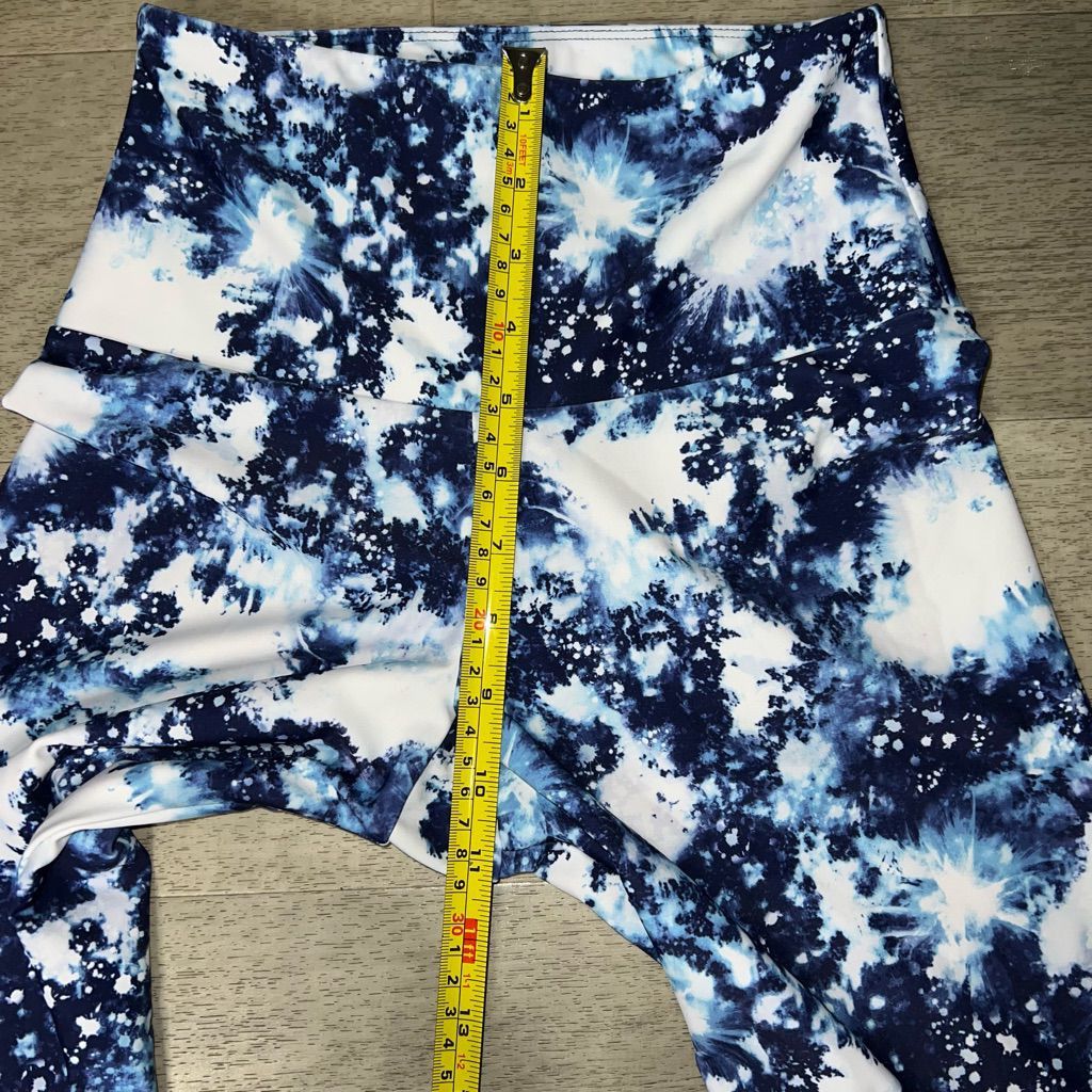 Other Onzie, Stardust Galaxy Print High Rise Midi Length Basic Leg Size 25" / US 0 / IT 36 - 3 Thumbnail