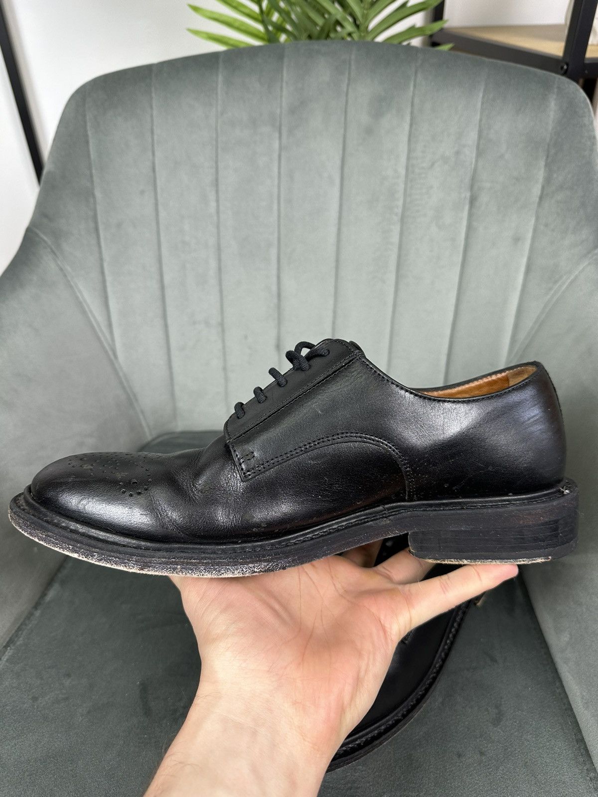 Erdem × H&M × If Six Was Nine ERDEM x H&M Perforated Derby Shoes Unisex Leather Brogues 42 Size US 9 / EU 42 - 7 Thumbnail