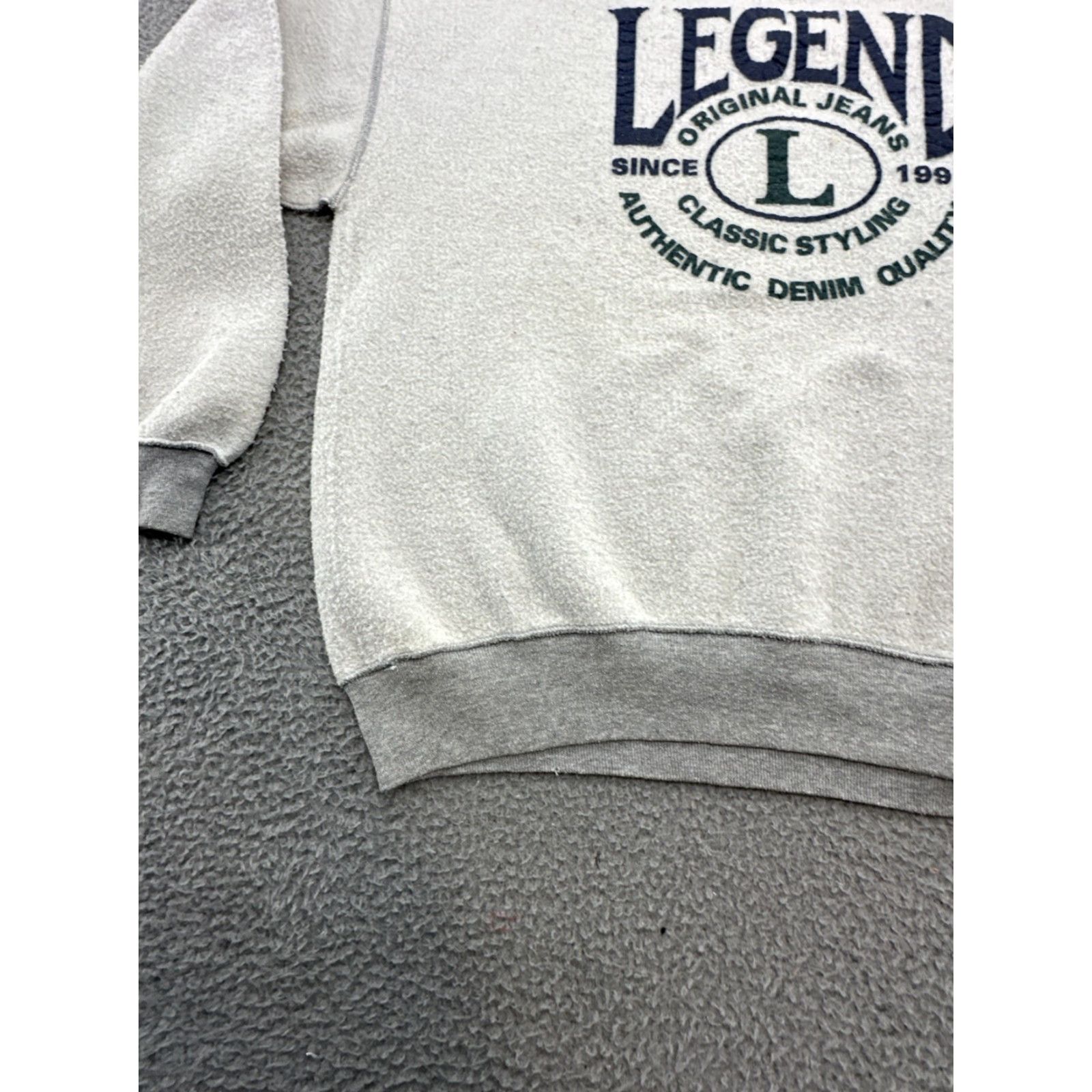 Russell Athletic Vintage Russell Athletic Crew Neck Sweatshirt Unisex Adults XL Blue Cotton Blend Graphic Print 90s USA Logo Pullover Sweatshirt Size US 36 / EU 52 - 5 Thumbnail