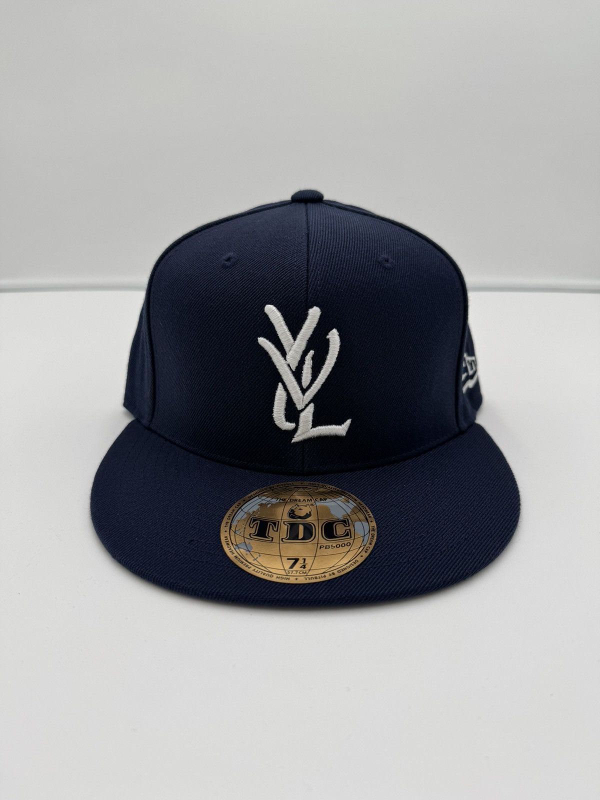 帽子 Playboi Carti YVL HAT WHITE ON NAVY Playboi Carti YVL HAT WHITE ON NAVY - メルカリ