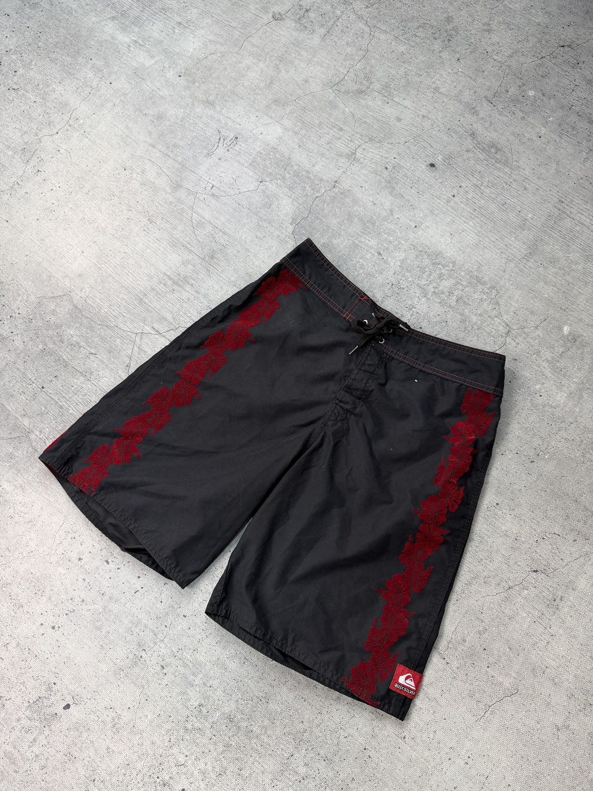 Quiksilver vintage quicksilver swim shorts, Size US 31 - 4 Thumbnail