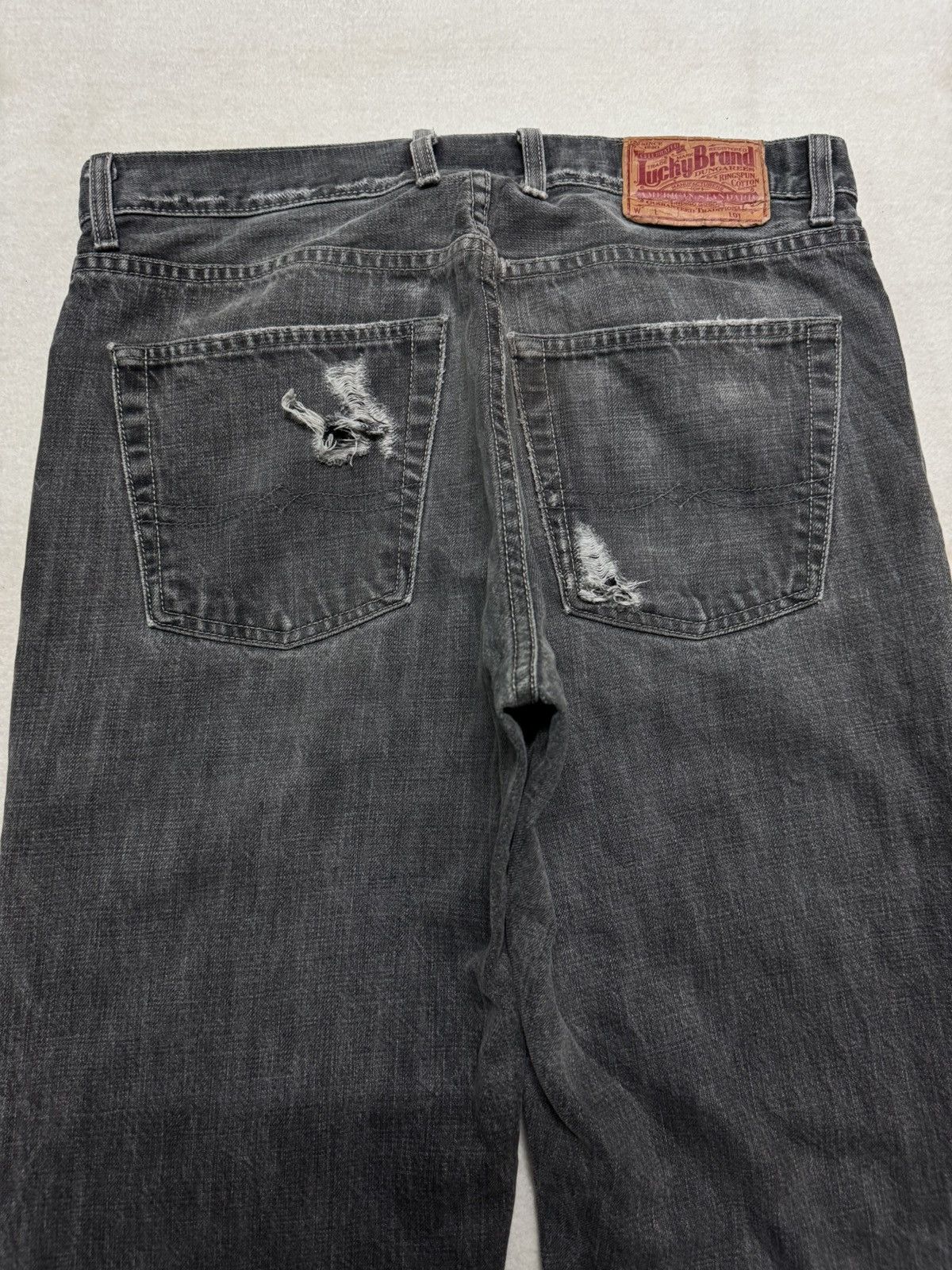 Japanese Brand 🔥OFFER🔥VINTAGE JAPANESE BAGGY THRASHED JEANS Size US 31 - 15 Thumbnail