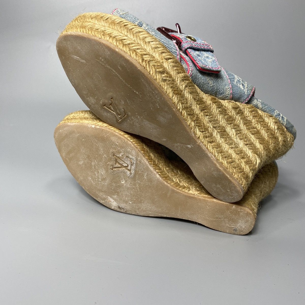Louis Vuitton Bleached Monogram Denim Wedge Sandals Size US 7 / IT 37 - 15 Thumbnail