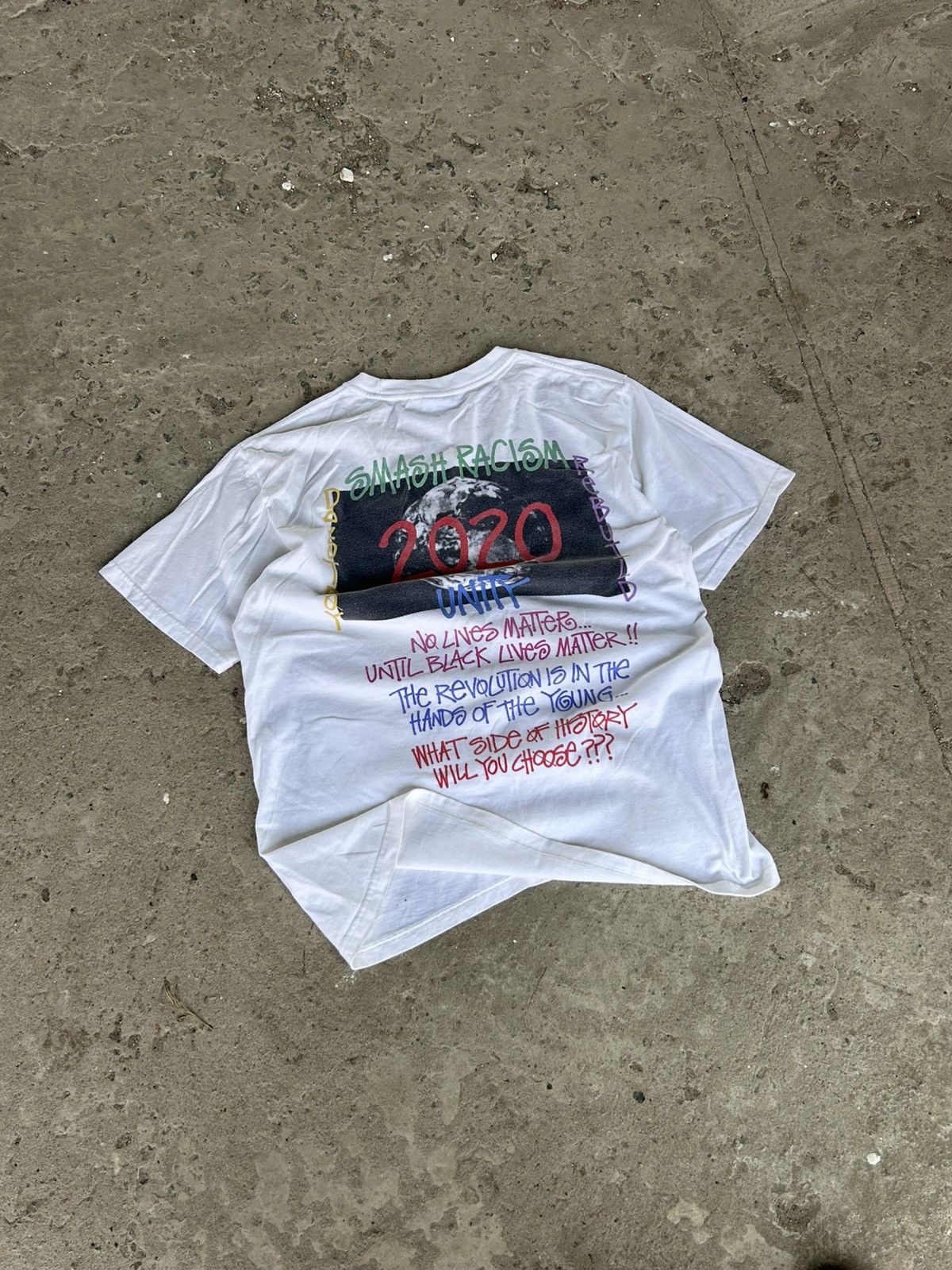 Stussy Stussy 8 ball “Smash Racism” t-shirt 2020 Size US M / EU 48-50 / 2 - 2 Thumbnail