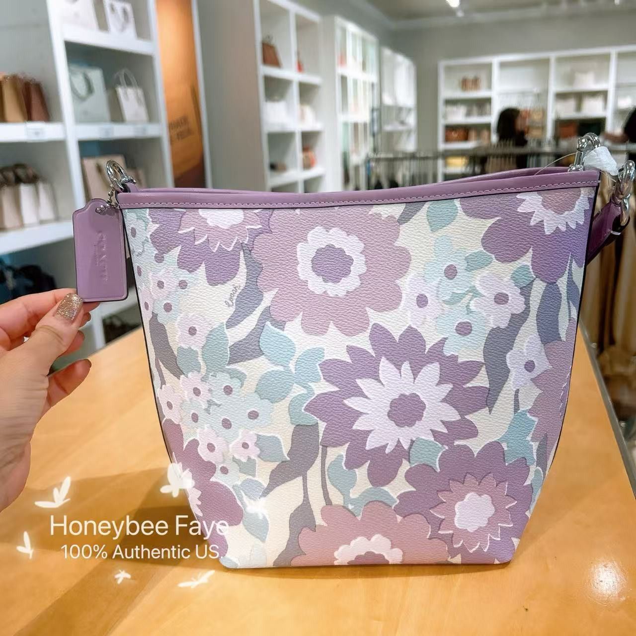 Coach NWT Coach City Bucket Bag With Floral Print CBG77 Size ONE SIZE - 3 Thumbnail