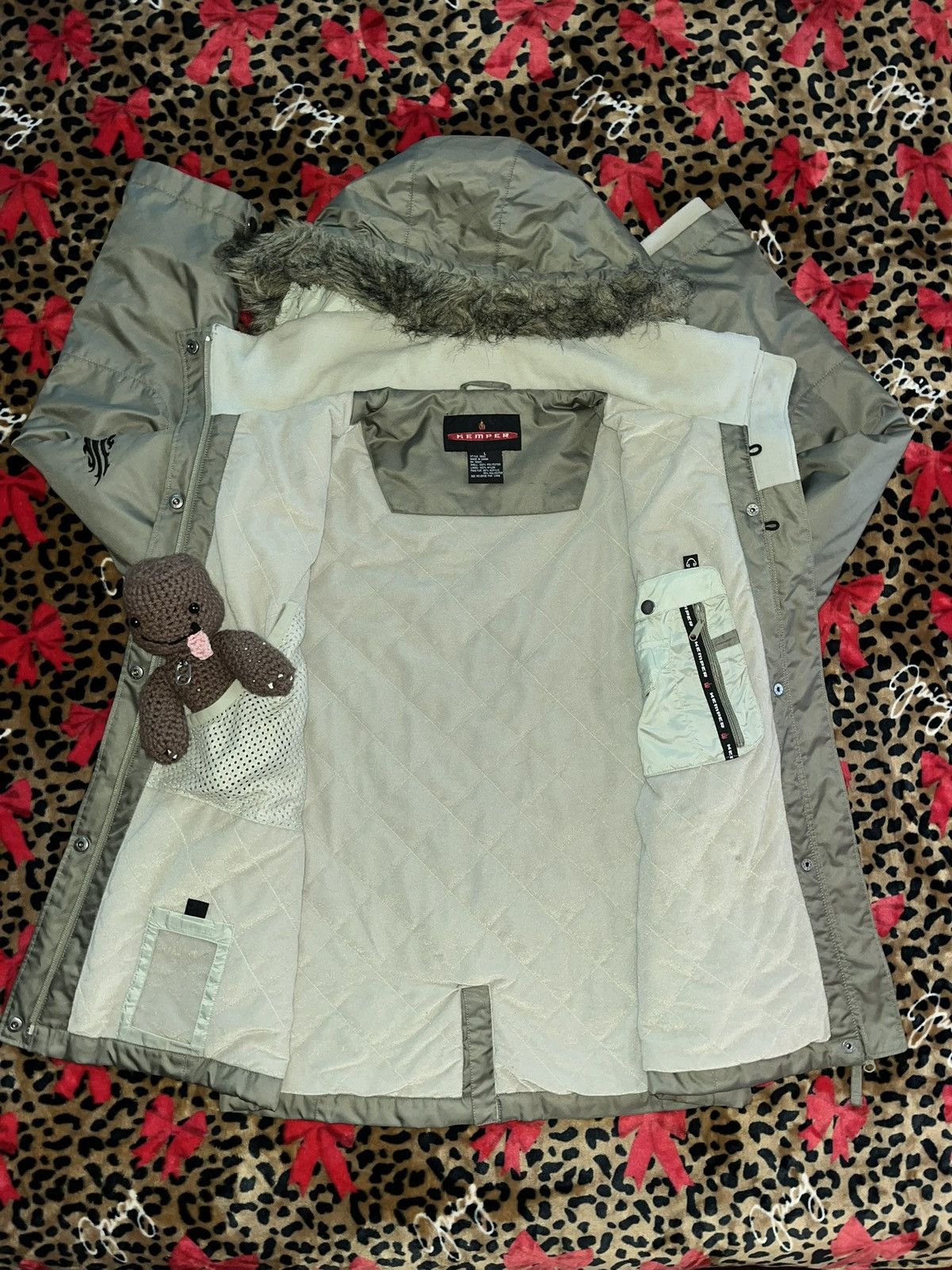 The North Face GREEN FAUX FUR NORTH FACE STYLED JACKET Size US L / EU 52-54 / 3 - 1 Thumbnail