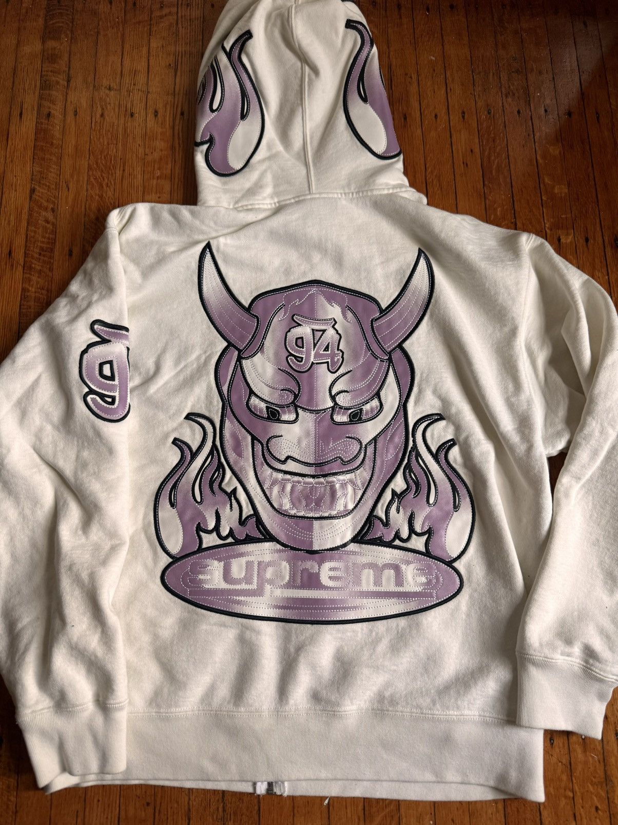 Supreme Supreme Demon Zip Up Hooded Sweatshirt 'White' Size US M / EU 48-50 / 2 - 9 Thumbnail
