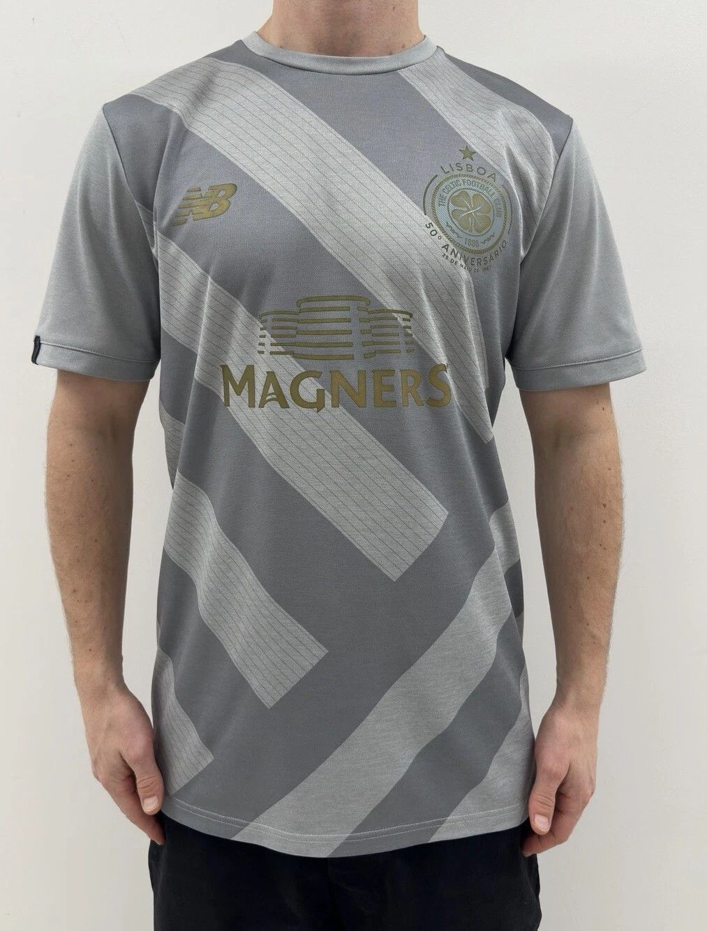 New Balance Fc Celtic 2017 2018 Pre Match Training Shirt Jersey Soccer Size US L / EU 52-54 / 3 - 1 Thumbnail