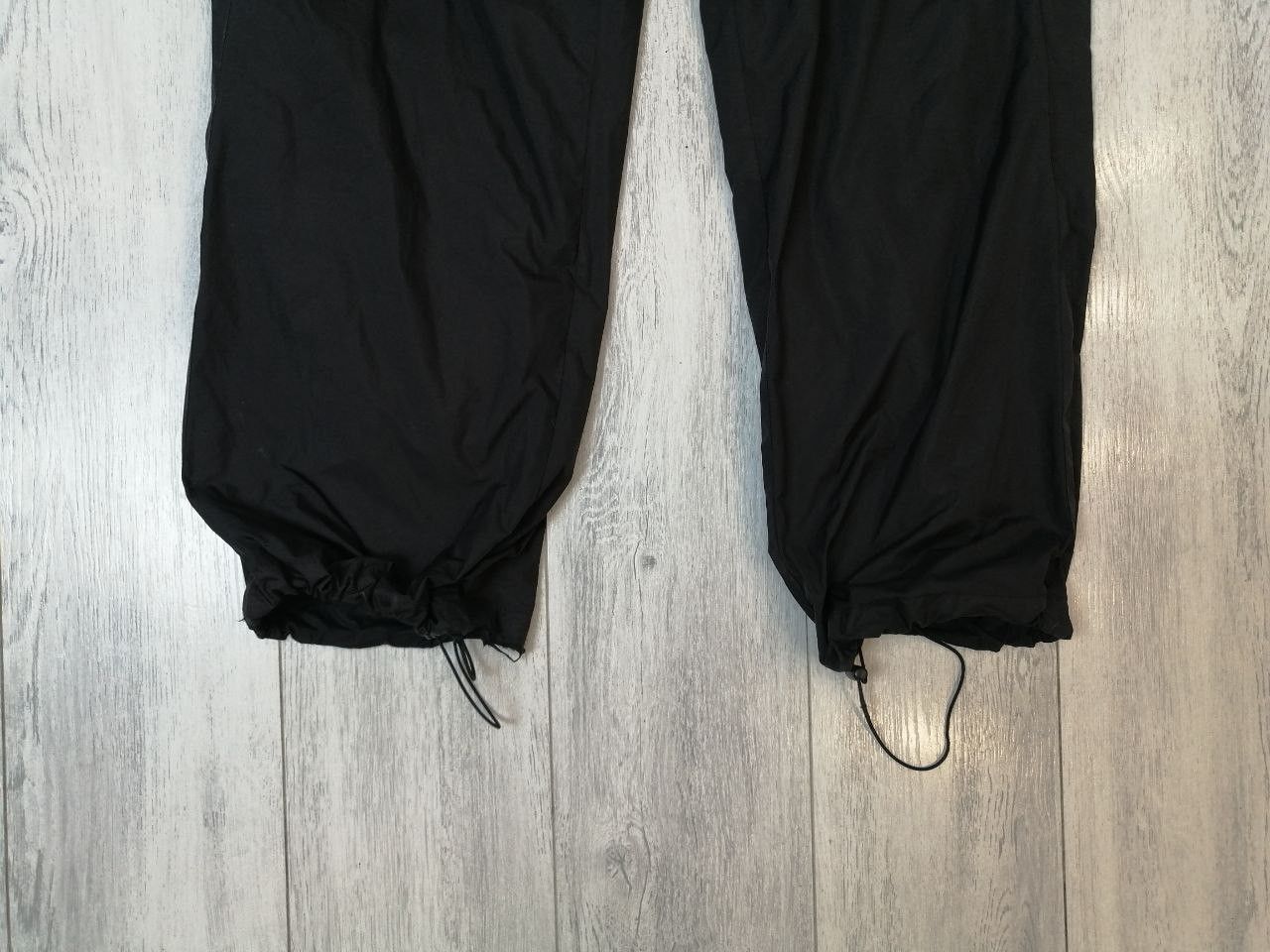 Nike Vintage Nike Track Pants Nylon Baggy Drill Y2K Swoosh L Size US 34 / EU 50 - 4 Thumbnail