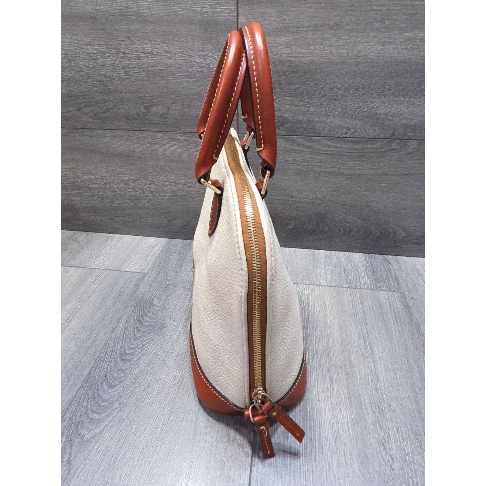 Dooney & Bourke DOONEY & BOURKE Ivory Bone satchel Dillen Tote bag B000559 Size ONE SIZE - 4 Thumbnail