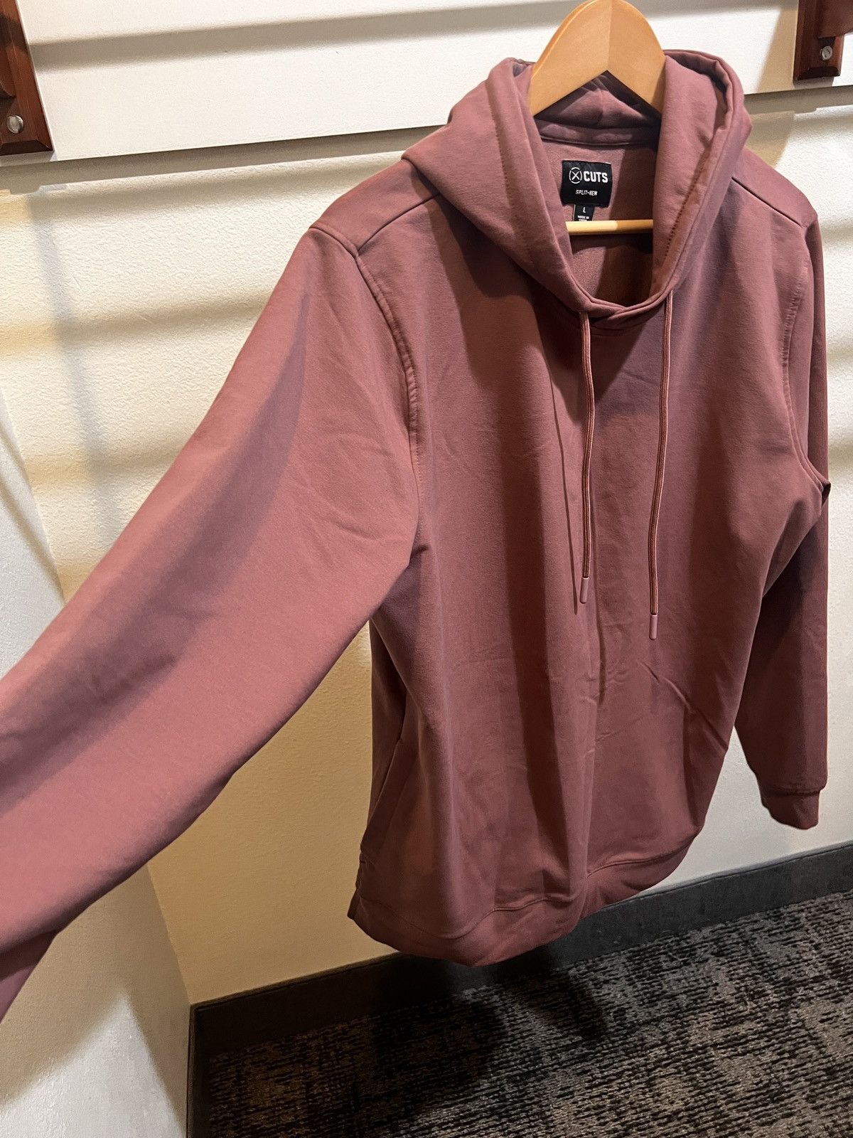 Cuts Cuts Split-Hem Hoodie – Rose Clay (L) Size US L / EU 52-54 / 3 - 3 Thumbnail