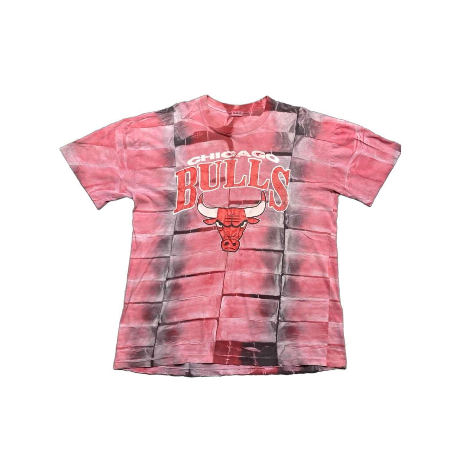 NBA VINTAGE 80s 90s graphic T-Shirt Chicago Bulls Tie-Dye NBA Basketball Red Large Mens Shirt Size US L / EU 52-54 / 3 - 1 Thumbnail