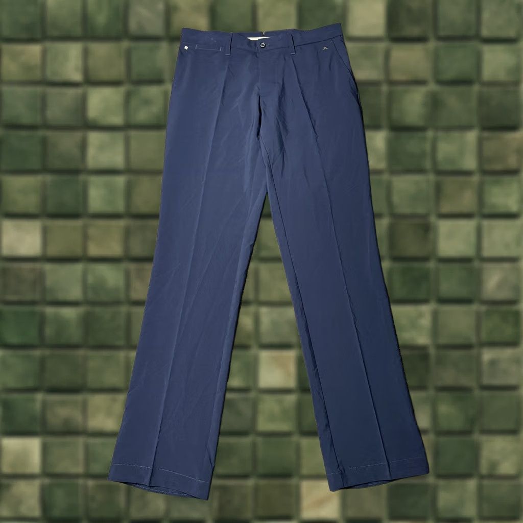 J.Lindeberg J. Lindeberg ELLOTT GOLF PANTS Mens 32x34 Navy Pockets Micro Stretch Size US 32 / EU 48 - 1 Thumbnail