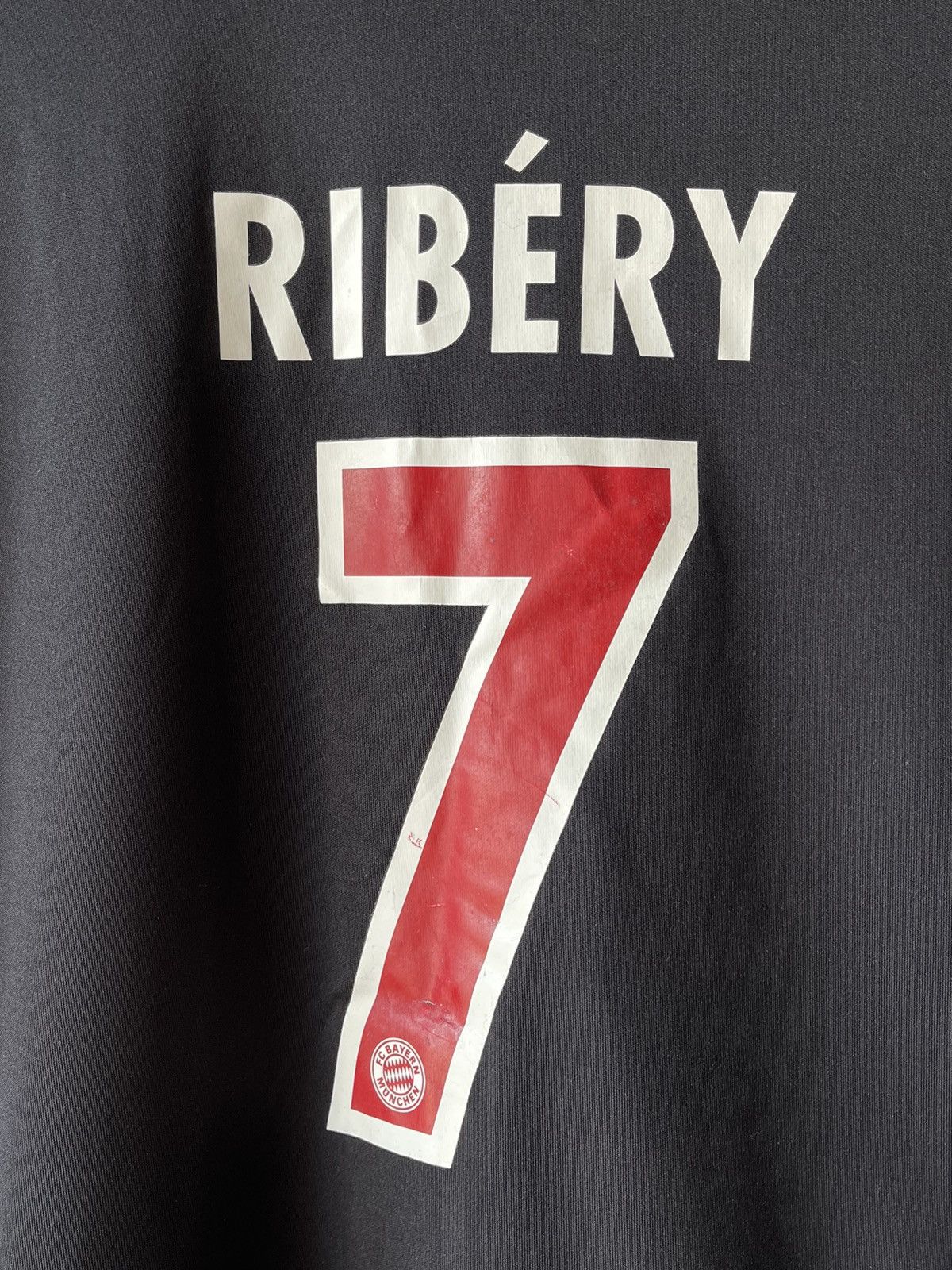 Adidas Vintage Adidas Bayern Munched 2007 Soccer Jersey Ribery #7 Size US M / EU 48-50 / 2 - 11 Thumbnail