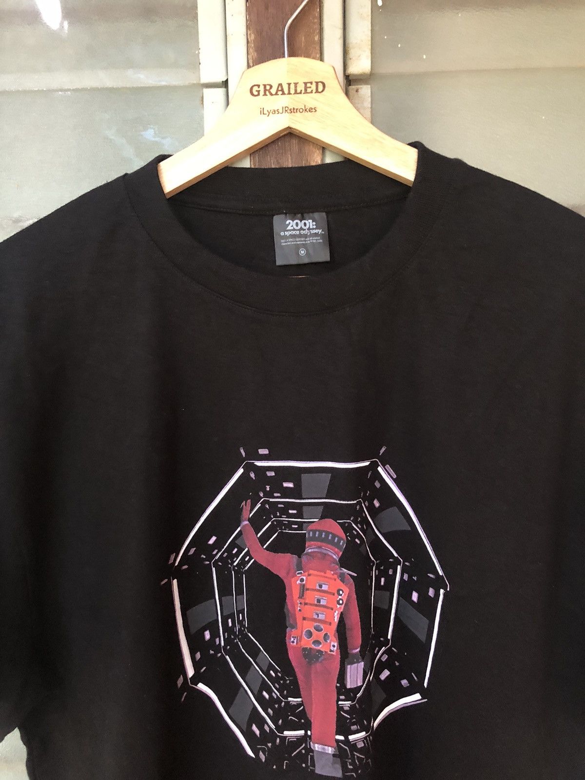 Sci-Fi Fantasy Vtg 2001: A Space Odessey Stanley Kubrick Science Film Tee Size US M / EU 48-50 / 2 - 3 Thumbnail