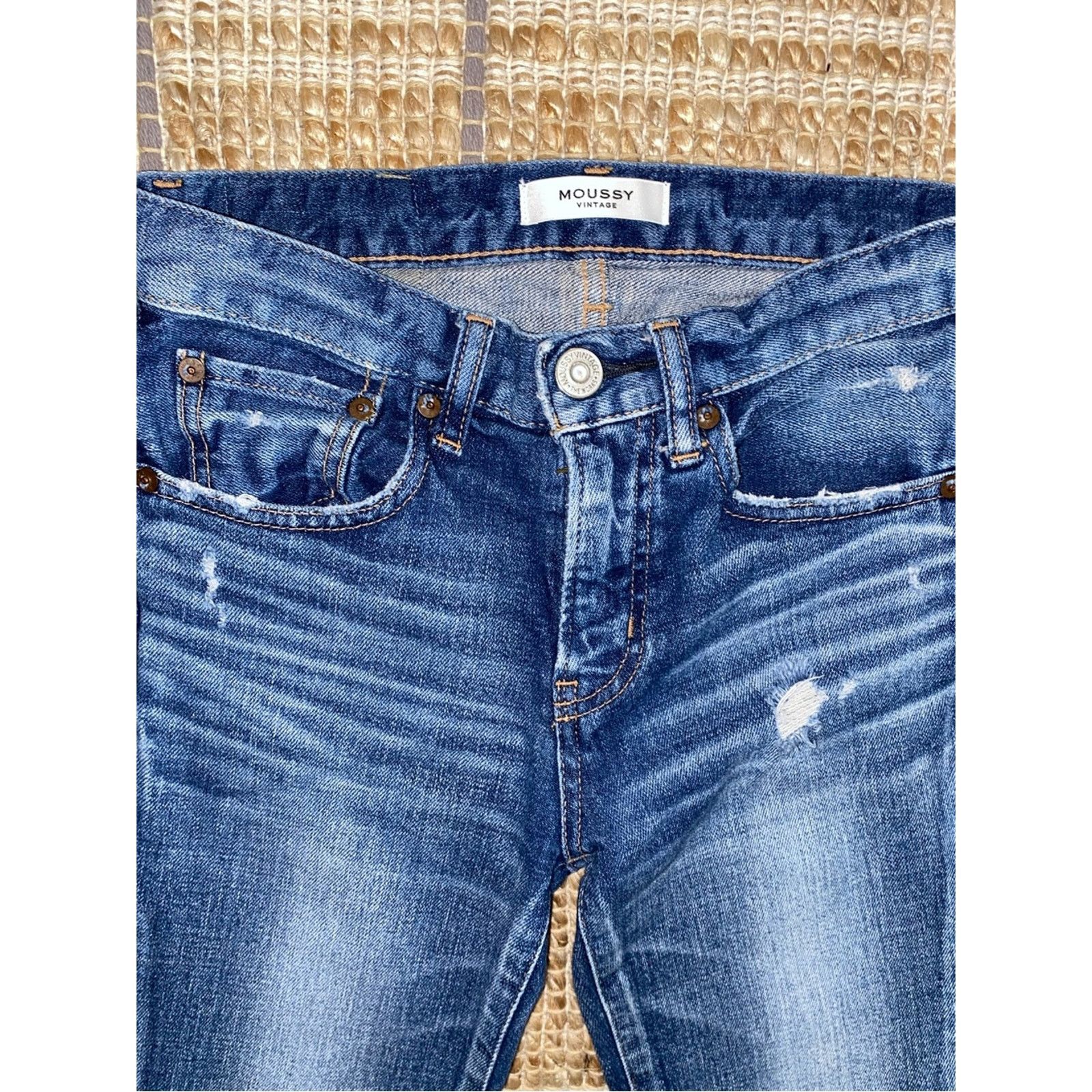 MOUSSY MOUSSY $350 Prichard Skinny Jean 24” EUC Size 24" / US 00 / IT 34 - 4 Thumbnail