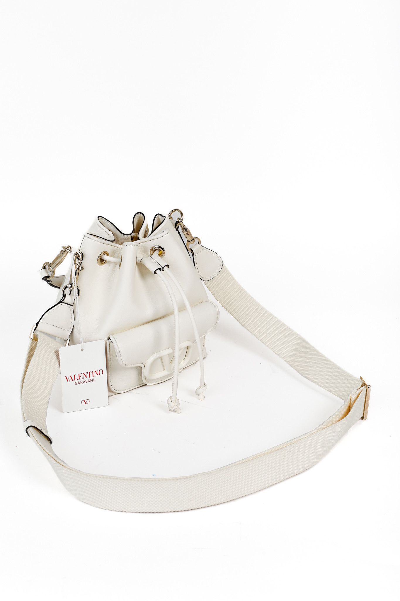 Valentino Valentino Garavani Ivory Off-White Loco Calfskin Bucket Bag Size ONE SIZE - 6 Thumbnail