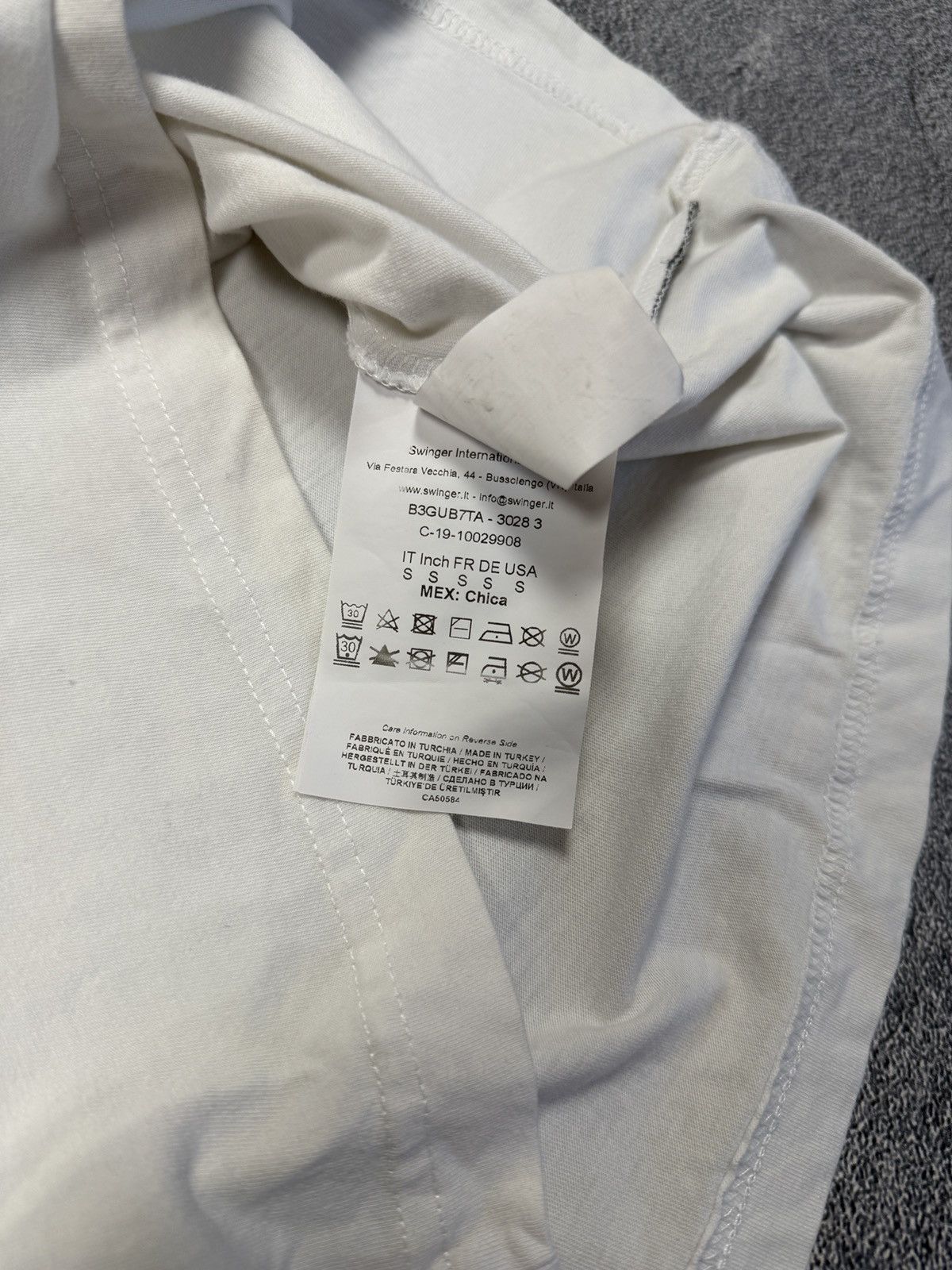 Versace Jeans Couture Versace Jeans Couture Tee Size US S / EU 44-46 / 1 - 8 Thumbnail