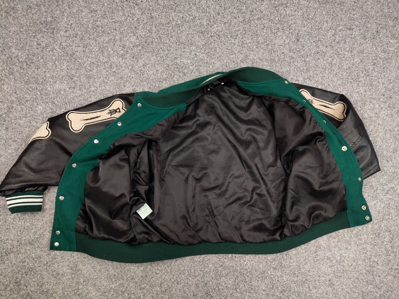 Japanese Brand Vintage Bones Japan Skeleton Letterman Varsity Bomber Jacket Size US S / EU 44-46 / 1 - 17 Thumbnail
