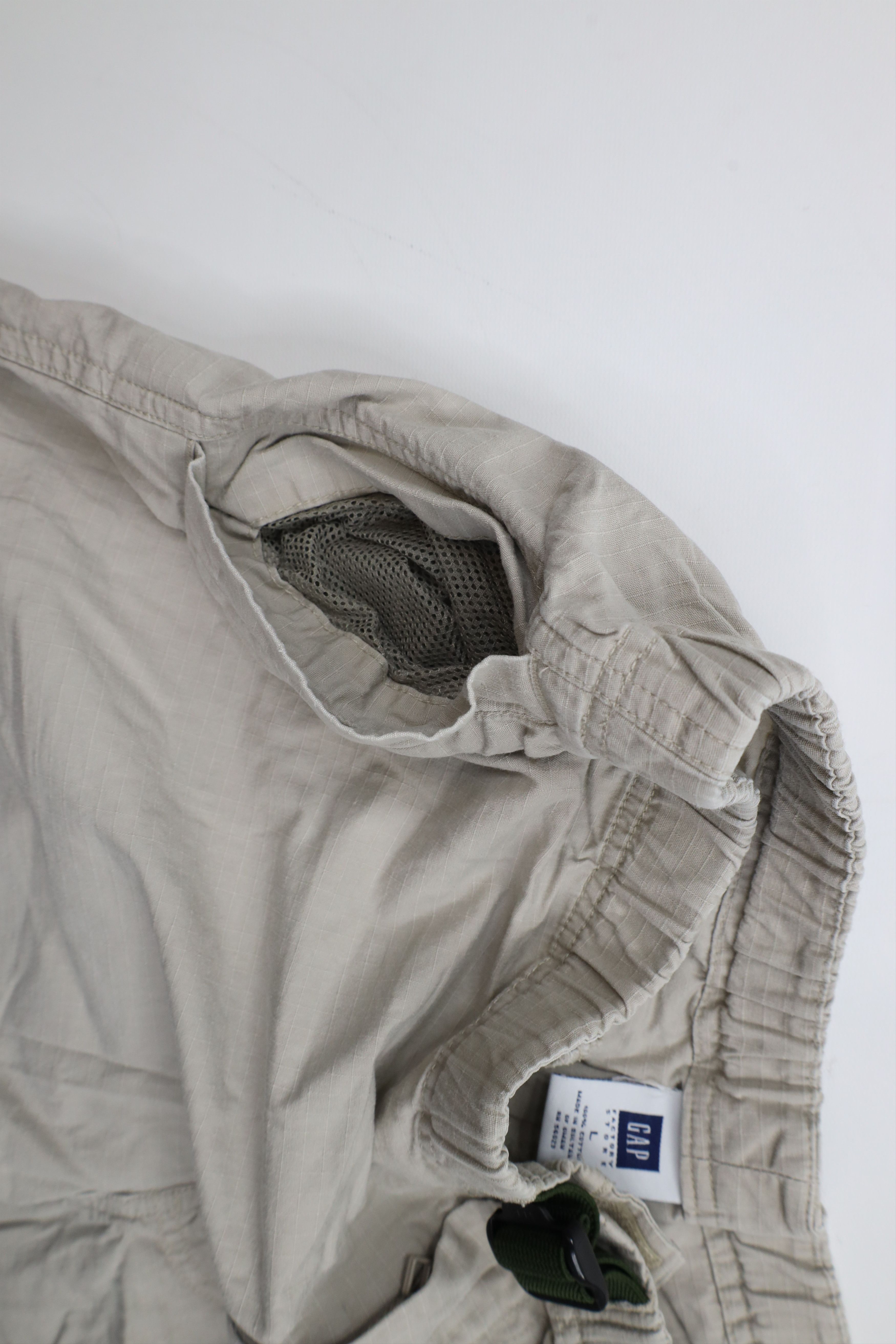 Gap × Vintage Vintage Y2K 2001 Gap Belted Ripstop Cotton Above Knee Shorts Size US 34 / EU 50 - 7 Thumbnail