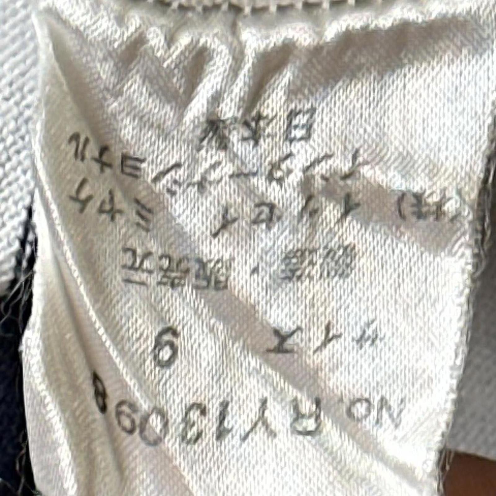 Issey Miyake Issey Miyake Women's Blue and White Blous Size ONE SIZE - 4 Thumbnail