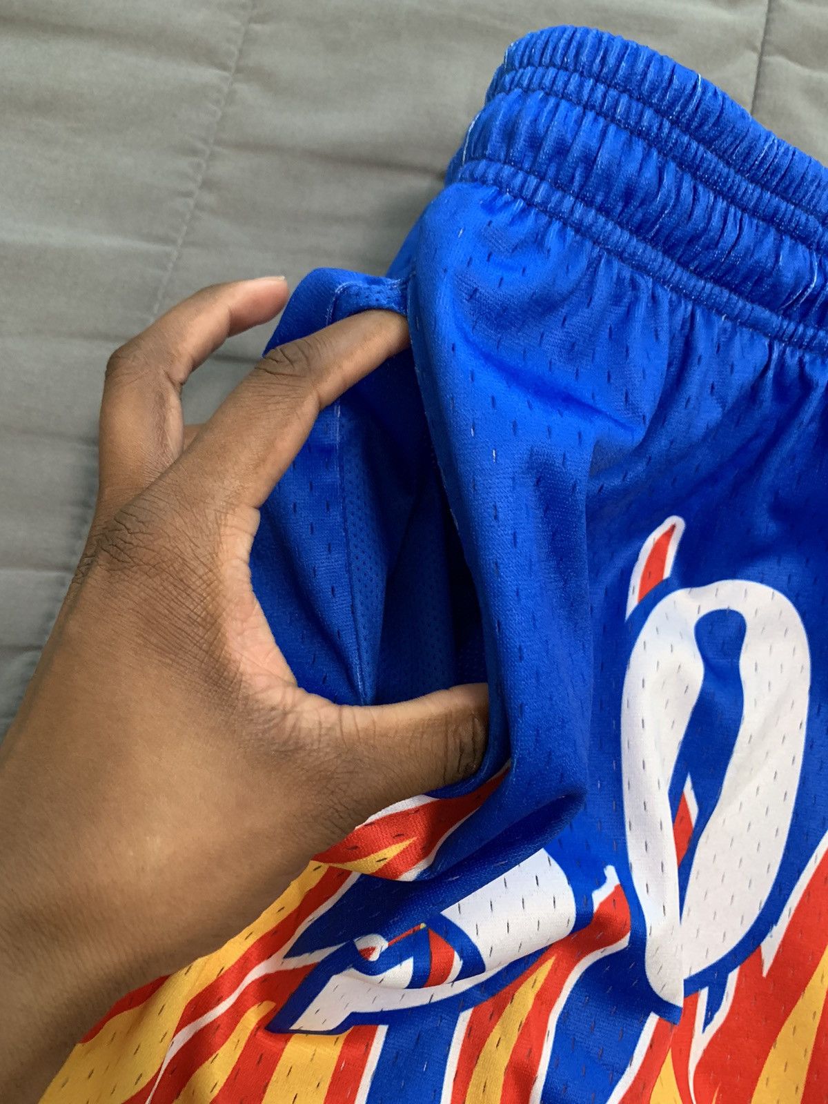 Vintage Soulo Flame Basketball Shorts Size US 34 / EU 50 - 6 Thumbnail