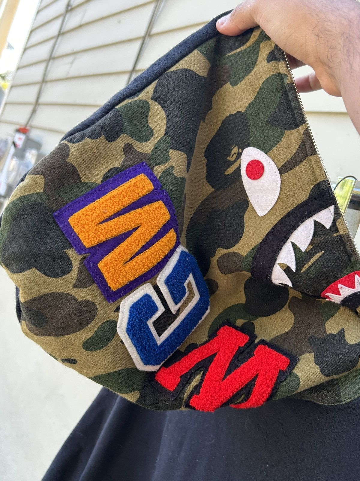 Bape Bape shark hoodje half camo Size US XXL / EU 58 / 5 - 10 Thumbnail