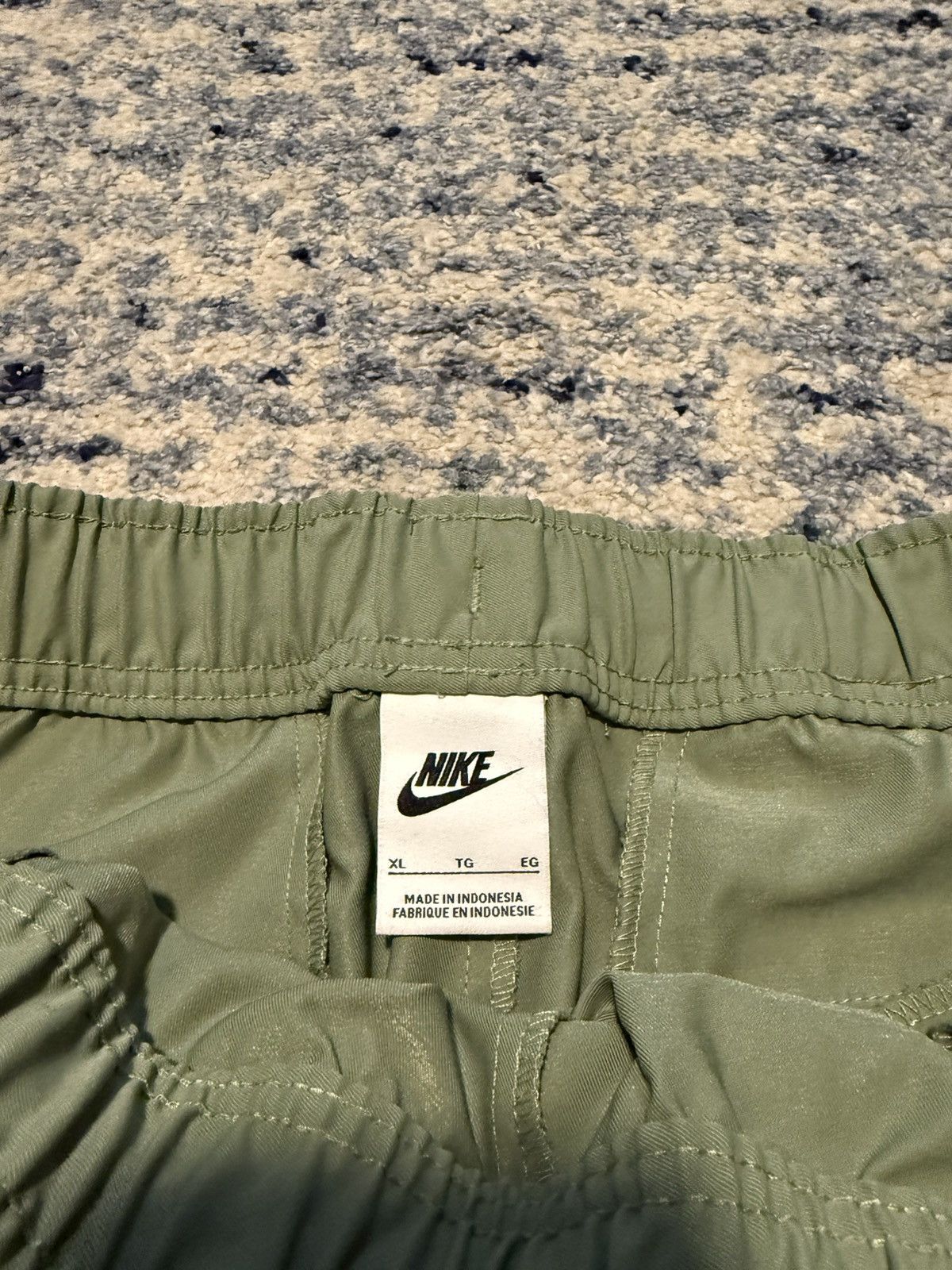 Nike Nike Mens Green Pants Size US 36 / EU 52 - 4 Thumbnail
