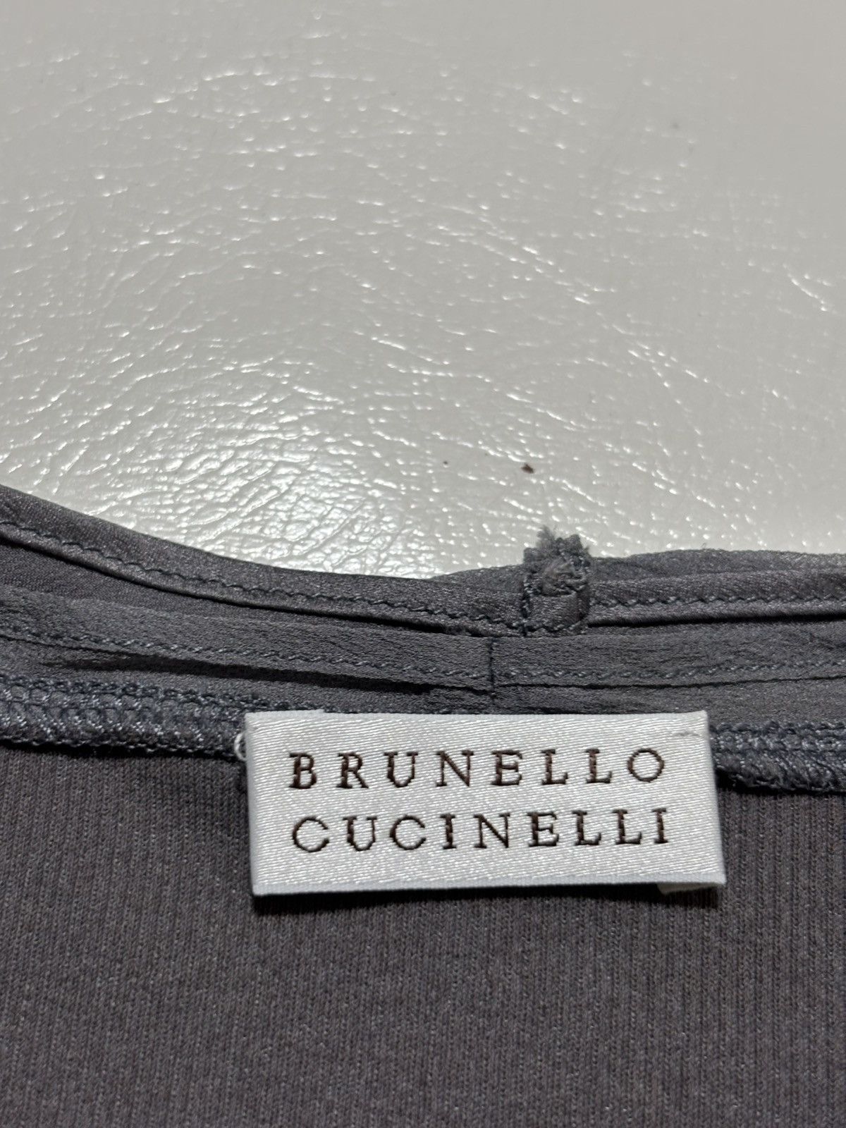 Brunello Cucinelli Brunello Cucinelli Dark Grey V Neck Size XXL / US 16-18 / IT 52-54 - 2 Thumbnail