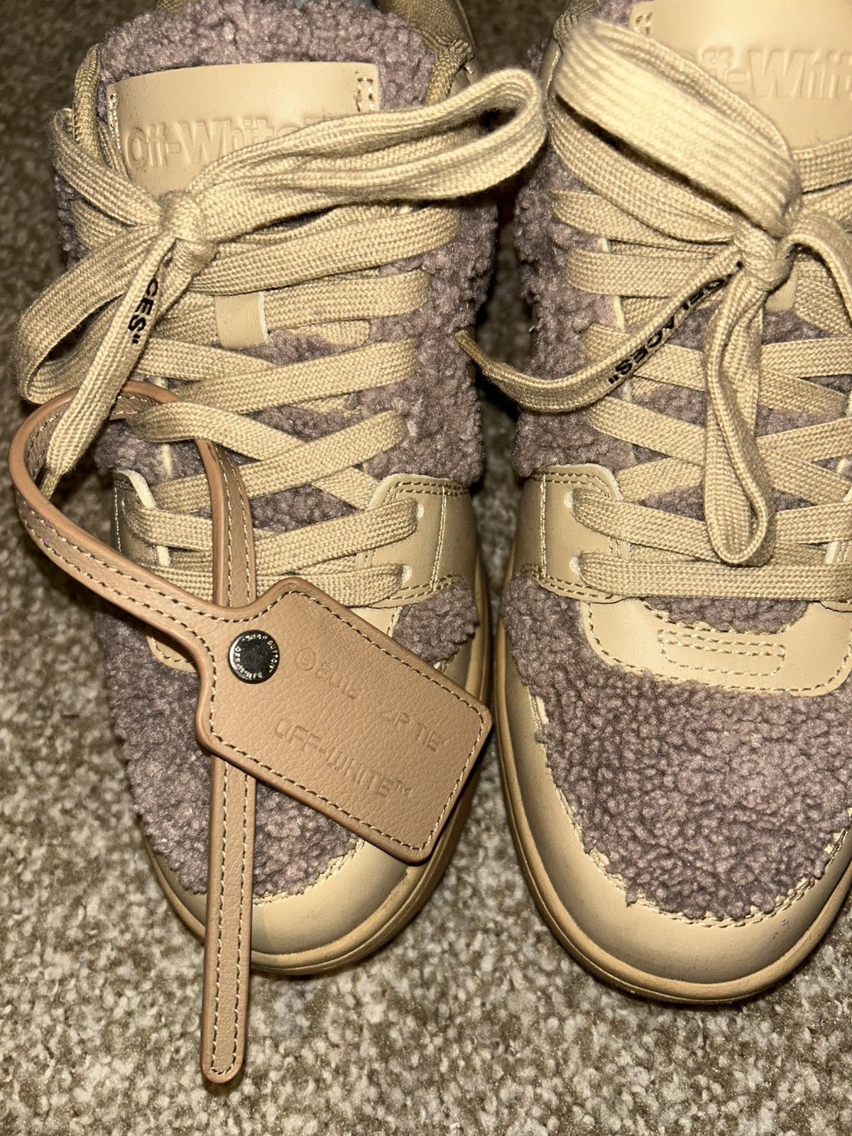 Off-White RARE Women’s out of office fur sneaker Size US 8.5 / IT 38.5 - 10 Thumbnail
