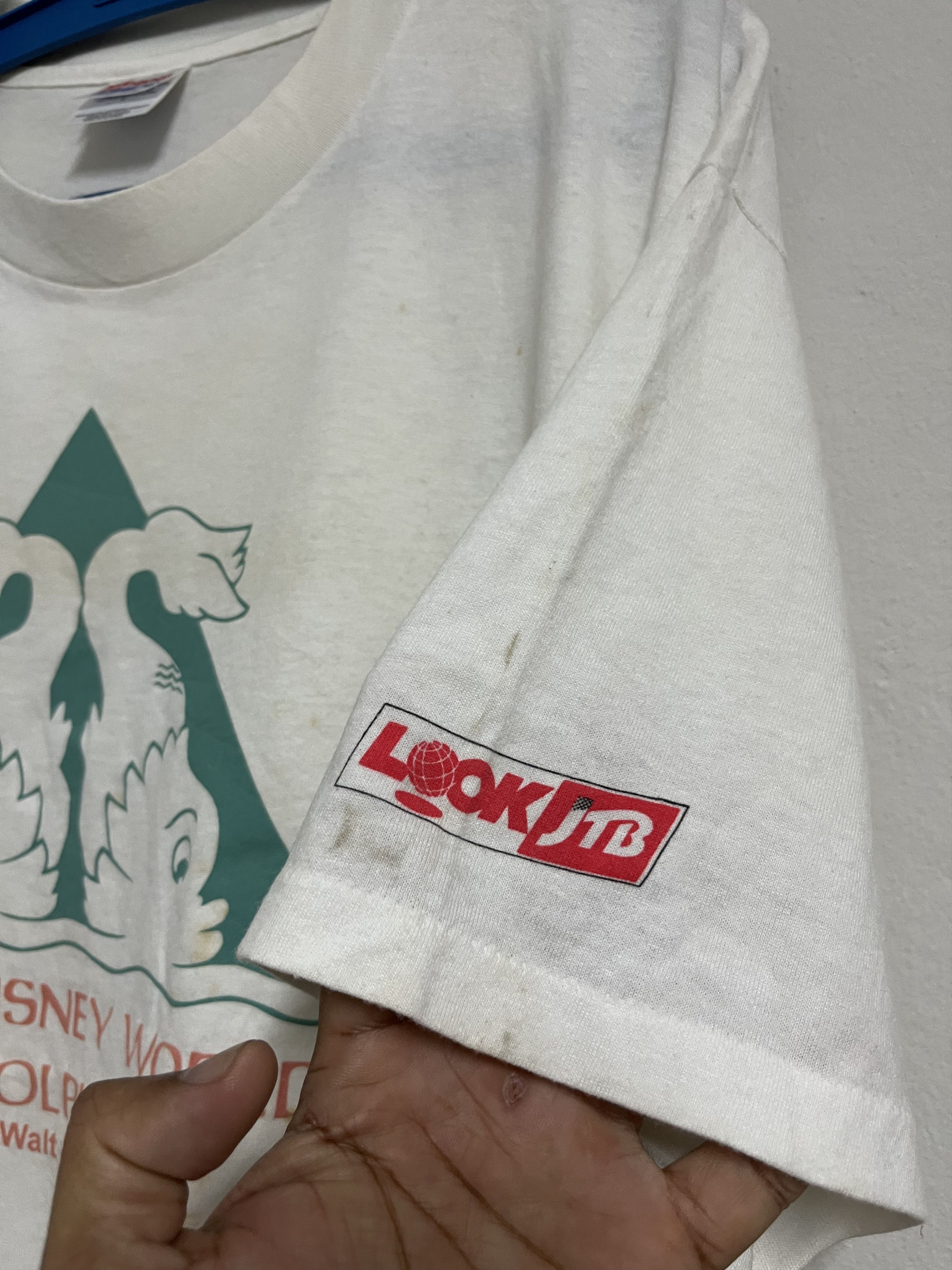 Disney 💥90s WALT DISNEY WORLD DOLPHIN Single Stitched Polycotton Size US L / EU 52-54 / 3 - 4 Thumbnail