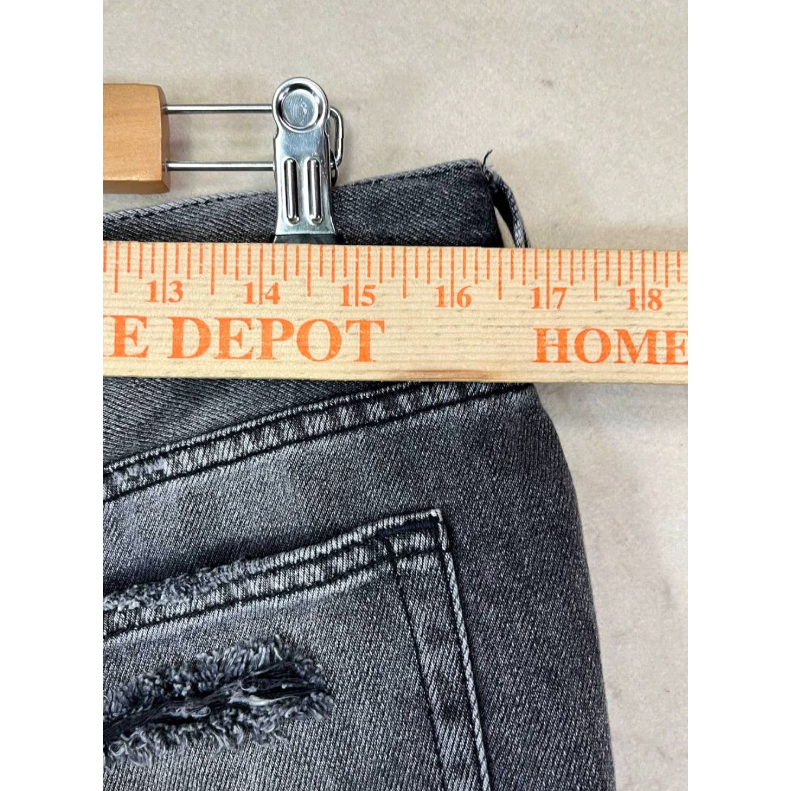 Free People Free People We The Free Distressed Raw Hem High Rise Denim Short Size 29 Black Size 29" - 3 Thumbnail