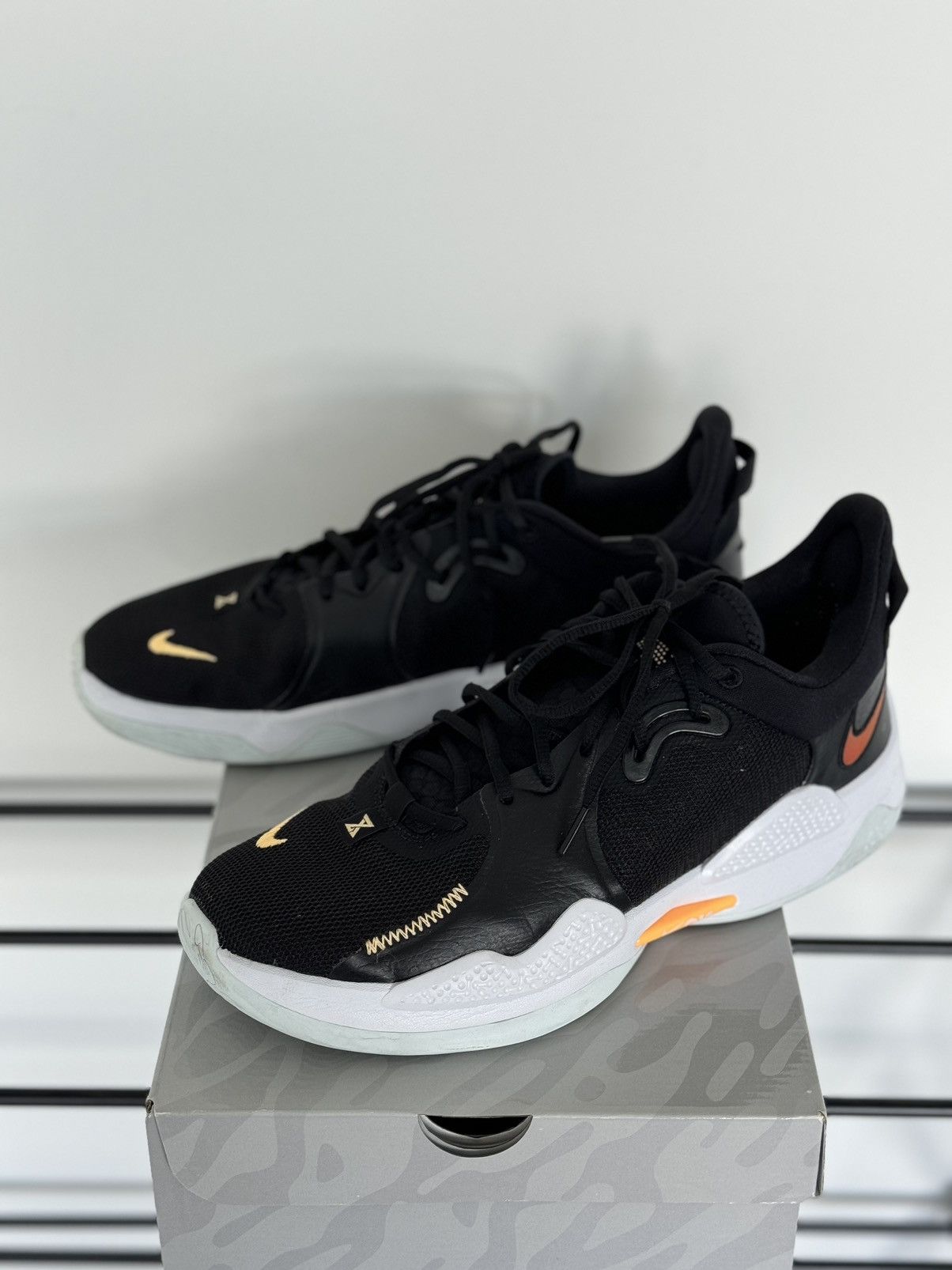 image of Nike Pg 5 Black Multicolor Shoes, Men's (Size 12.5)