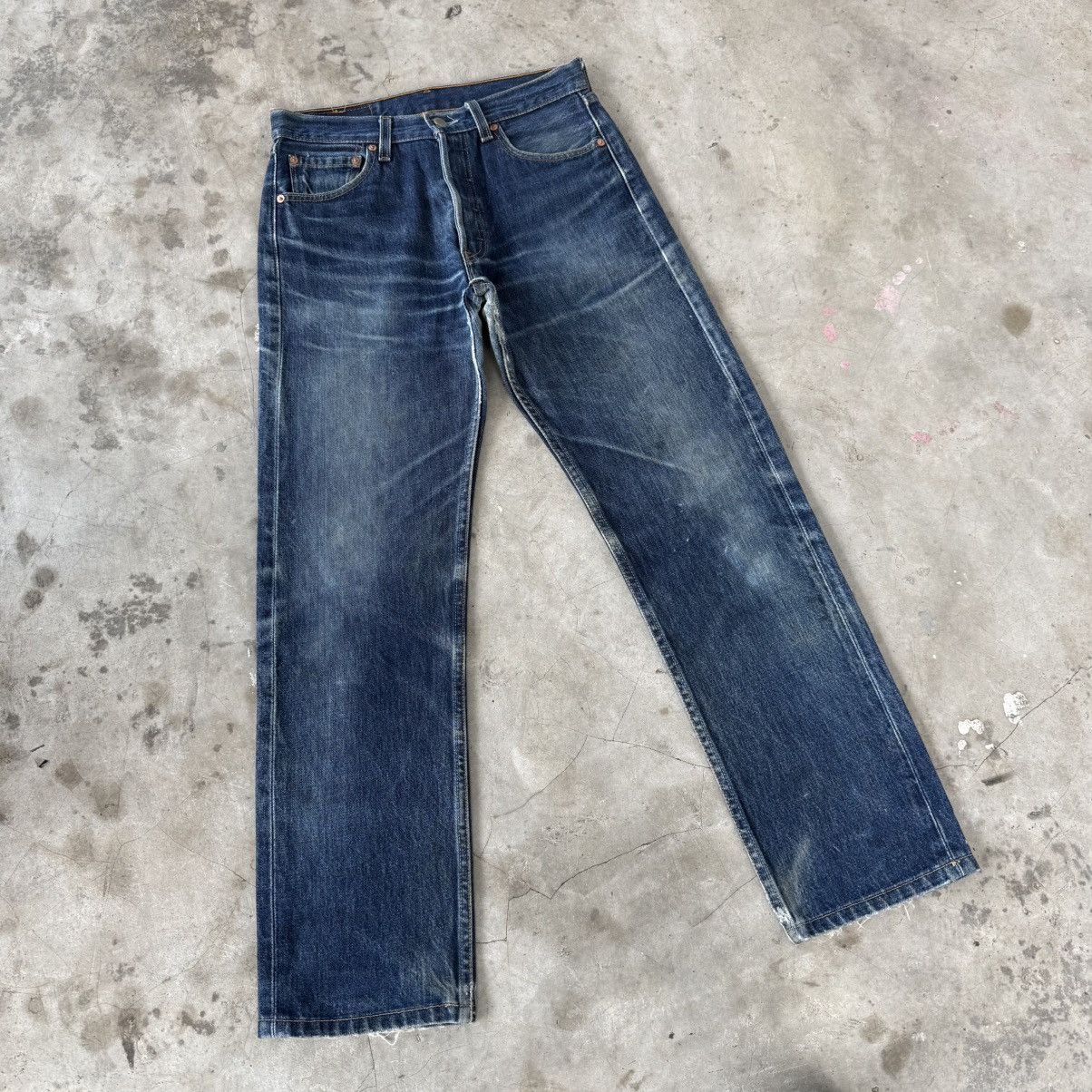 Levi's Vintage Clothing W30x29 Vintage 98' Levi's 501 Faded Denim Jean Pants Size US 30 / EU 46 - 5 Thumbnail