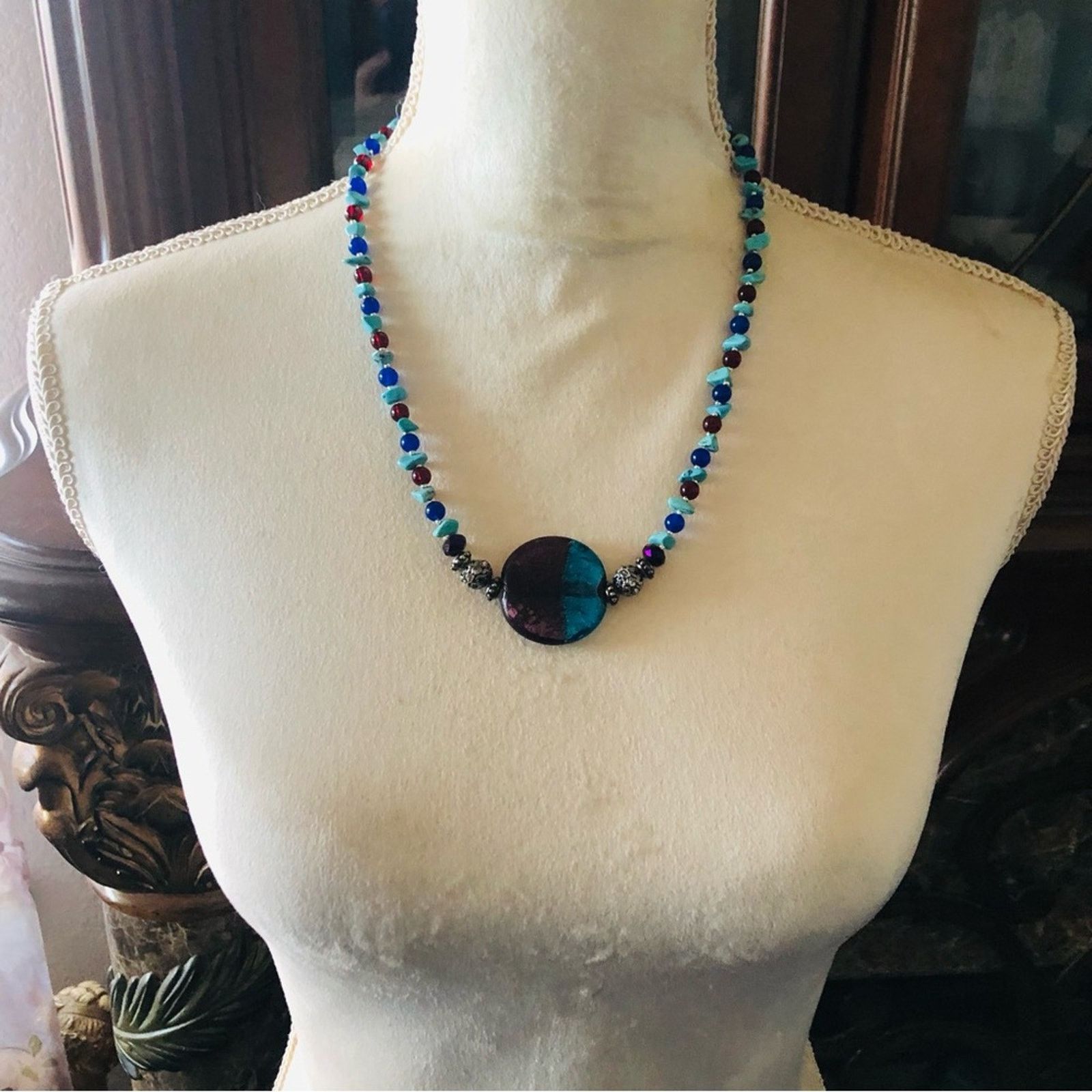 Handmade Handcrafted crackle glass howlite lazurite garnet necklac Size ONE SIZE - 4 Thumbnail