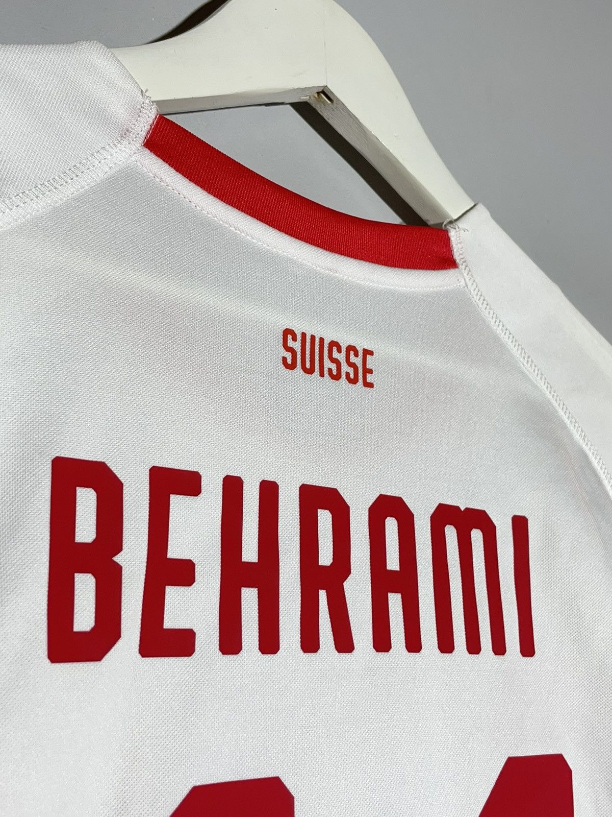 Puma #11 Behrami Switzerland World Cup 2018 Home Football Shirt Size US S / EU 44-46 / 1 - 11 Thumbnail