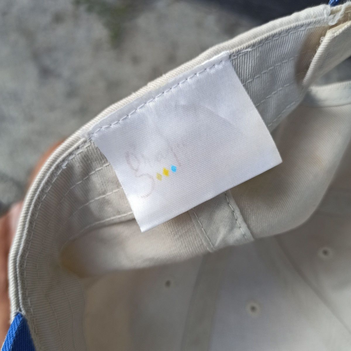Arts & Science Archival.. 10 year bluetooth celebration hat Size ONE SIZE - 17 Thumbnail
