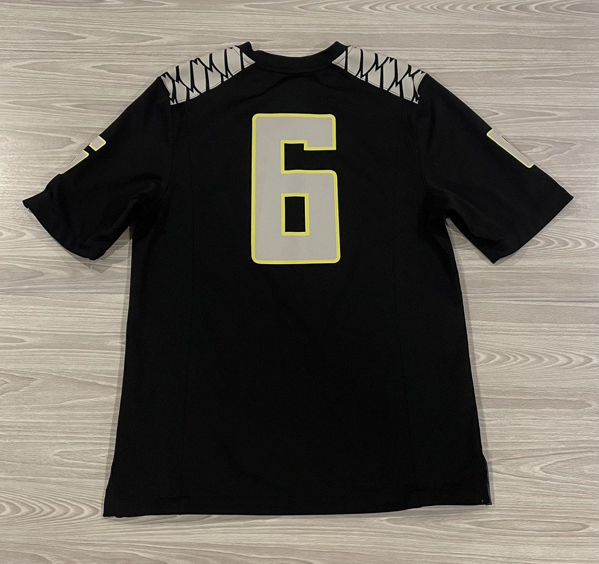 Nike Nike Oregon Ducks #6 Jersey Black NCAA Authentic Mens Small Size US S / EU 44-46 / 1 - 6 Thumbnail