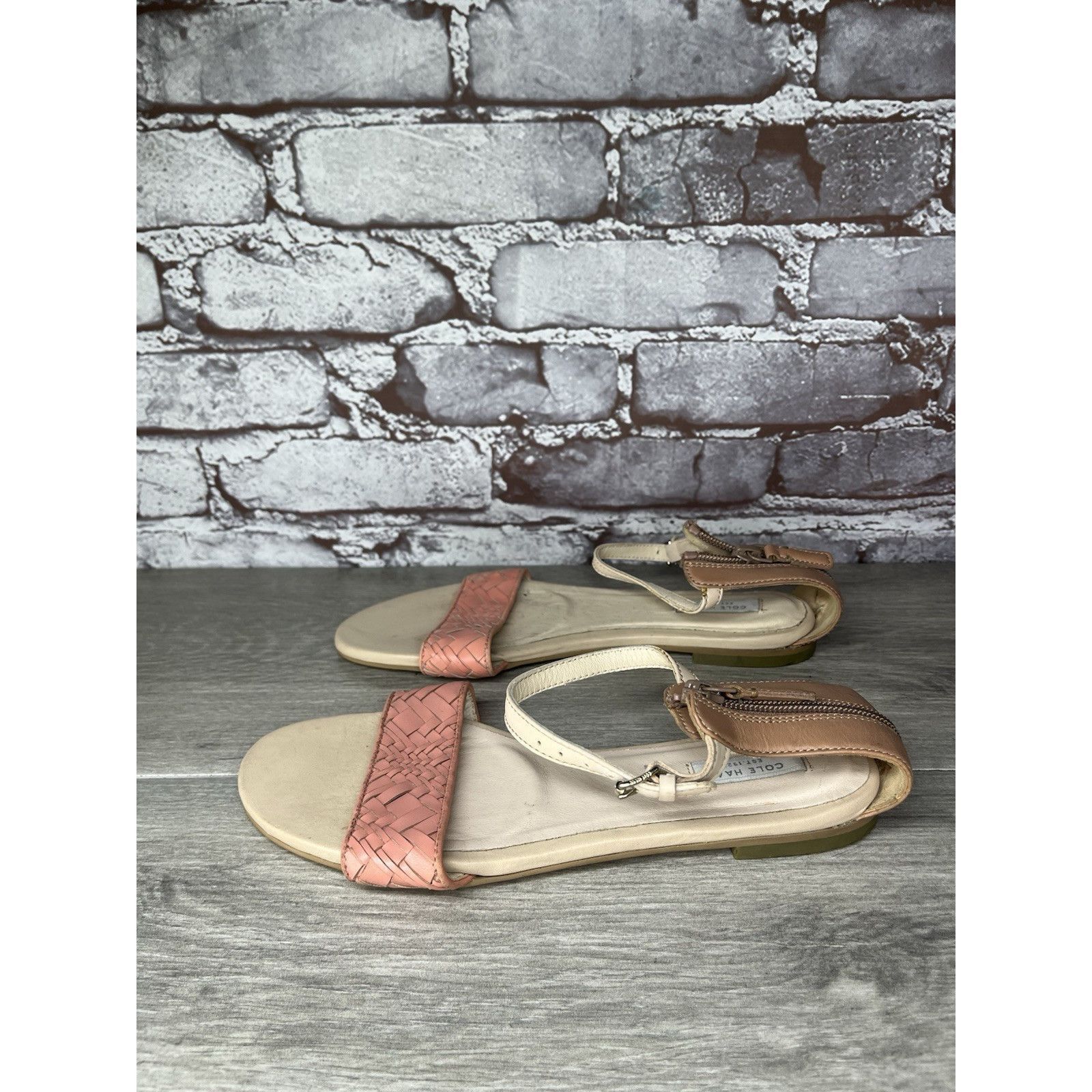 Cole Haan Cole Haan Salmon Pink Leather Back Zip Flat Strap Sandals Wo Size US 6.5 / IT 36.5 - 13 Thumbnail
